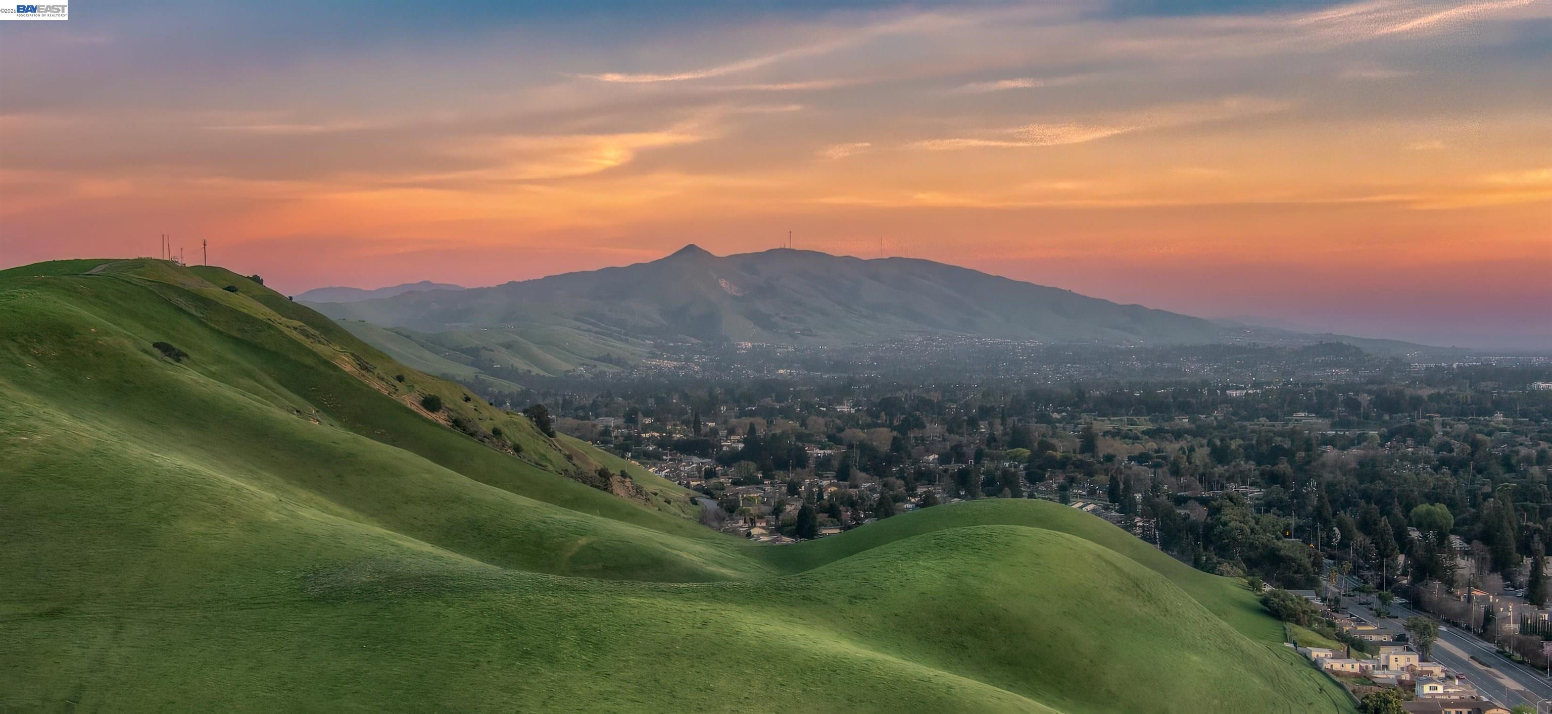 Detail Gallery Image 6 of 52 For 35172 King Ct., Fremont,  CA 94536 - 5 Beds | 3 Baths