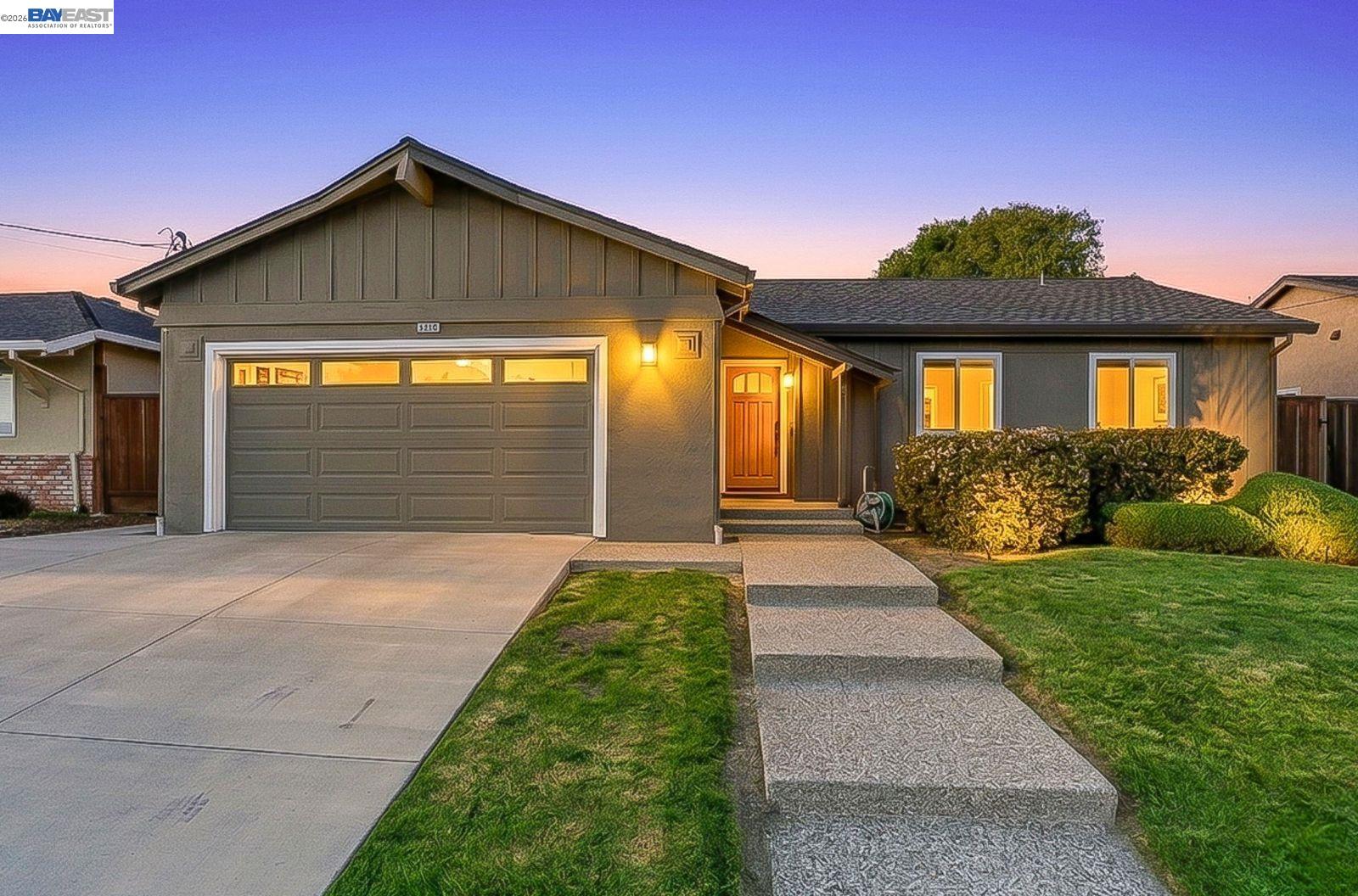 Front Image Thumbnail for BE41127027