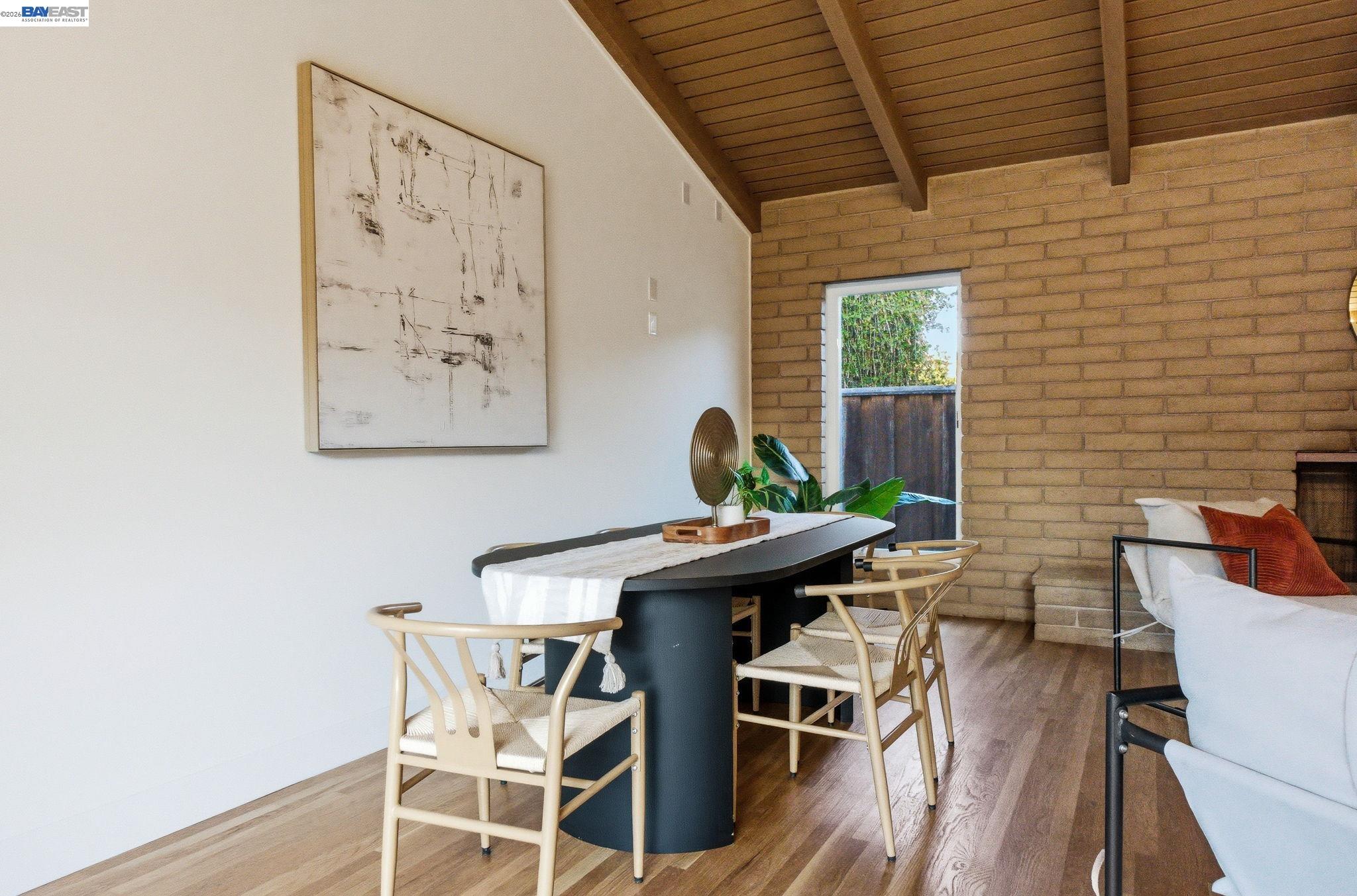 Detail Gallery Image 23 of 29 For 4534 Newhaven Way, Castro Valley,  CA 94546 - 3 Beds | 2 Baths