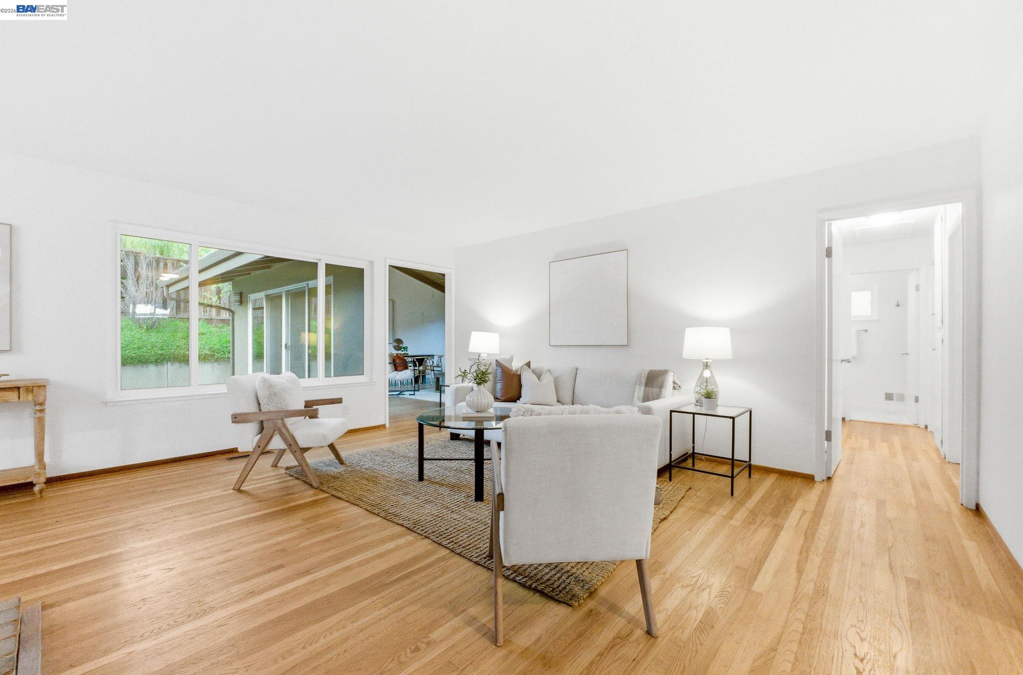 Detail Gallery Image 5 of 29 For 4534 Newhaven Way, Castro Valley,  CA 94546 - 3 Beds | 2 Baths