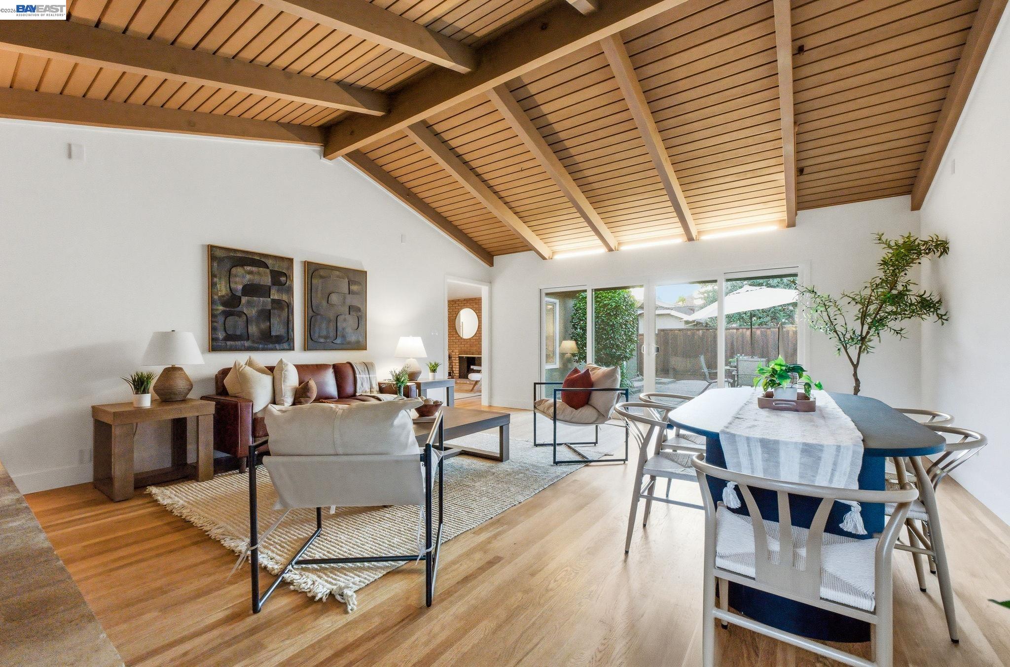 Detail Gallery Image 6 of 29 For 4534 Newhaven Way, Castro Valley,  CA 94546 - 3 Beds | 2 Baths