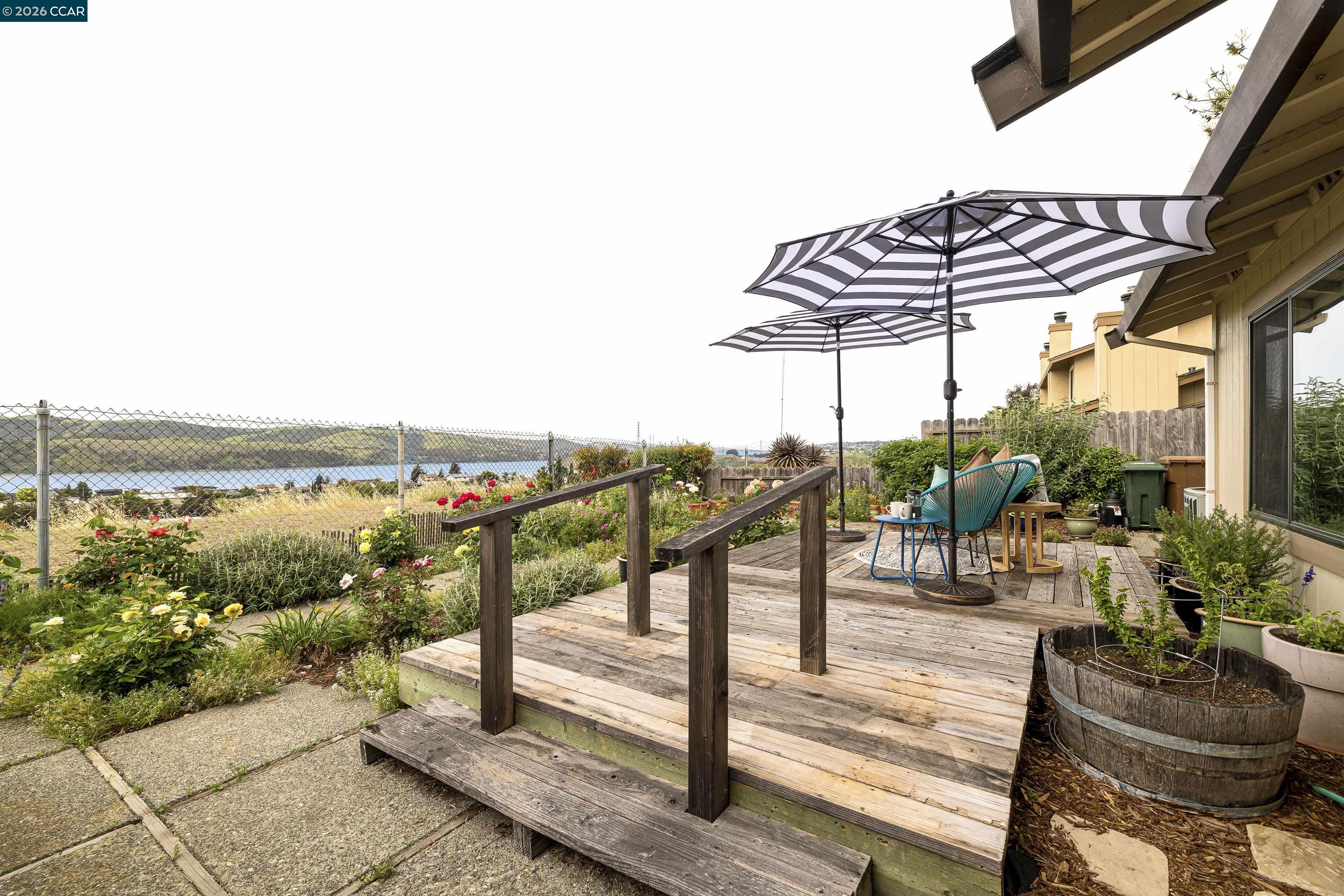 Detail Gallery Image 44 of 59 For 1196 Grove Circle, Benicia,  CA 94510 - 2 Beds | 2 Baths