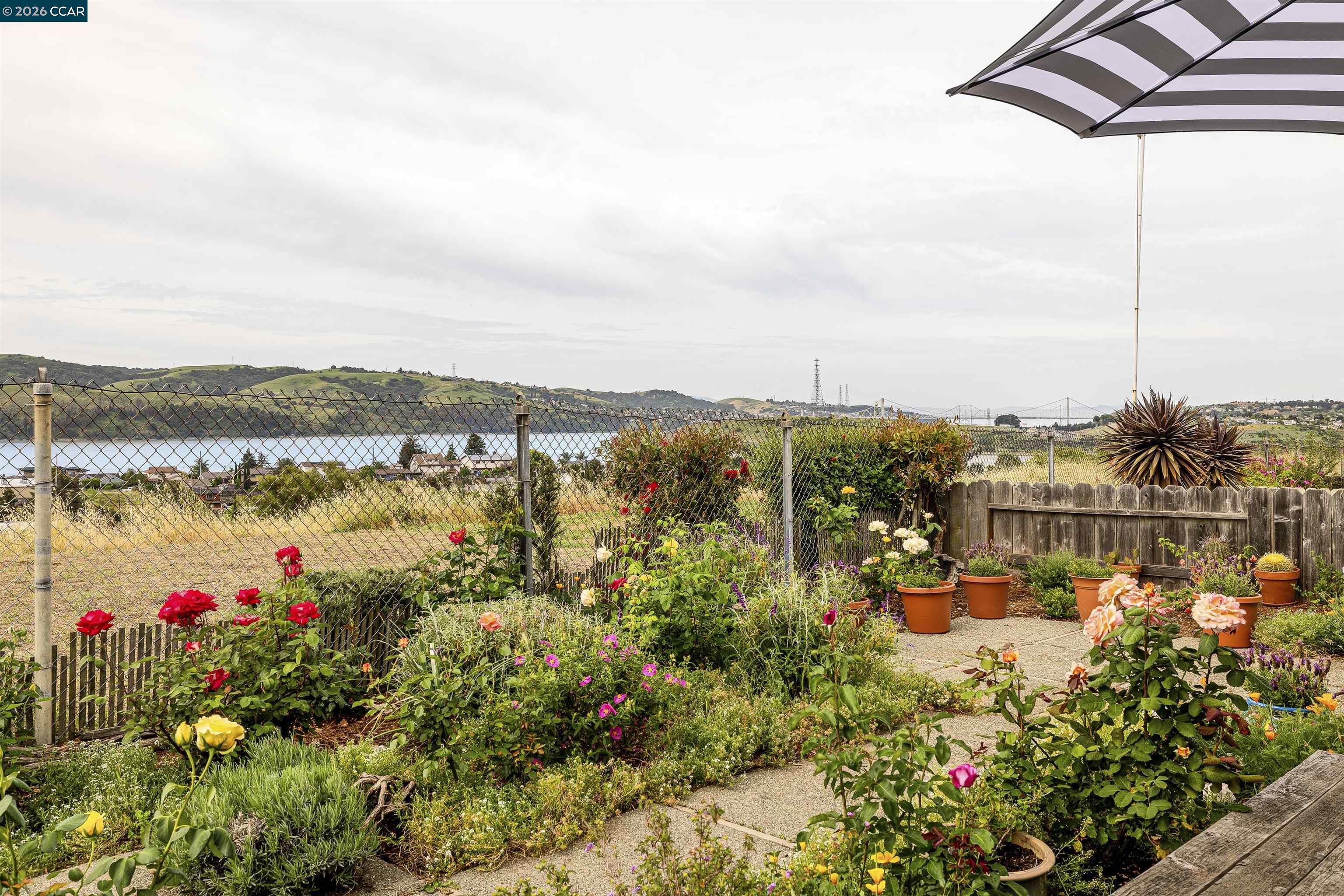 Detail Gallery Image 49 of 59 For 1196 Grove Circle, Benicia,  CA 94510 - 2 Beds | 2 Baths