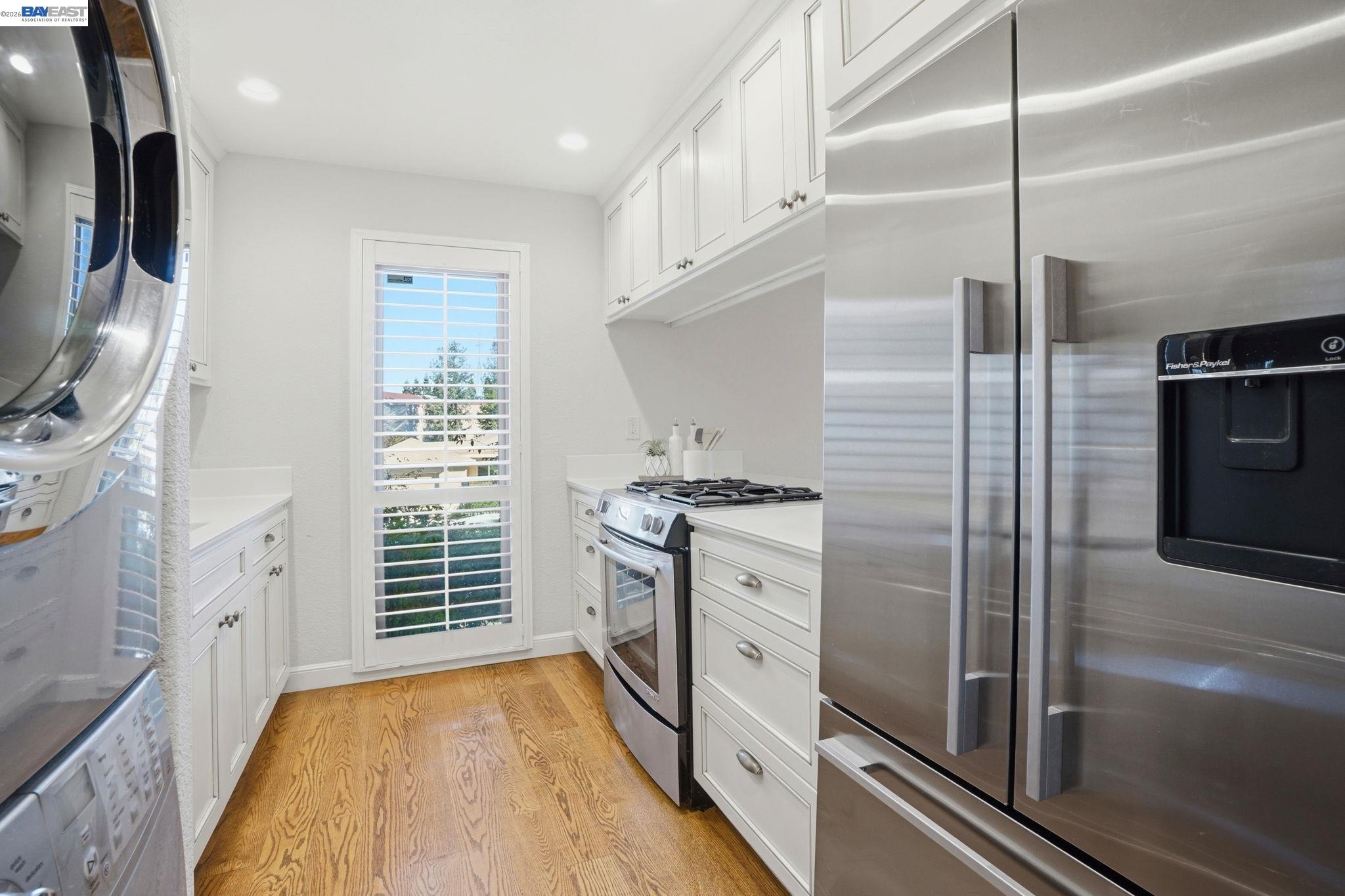 Detail Gallery Image 12 of 28 For 1945 Trinity Ave #1,  Walnut Creek,  CA 94596 - 2 Beds | 1 Baths