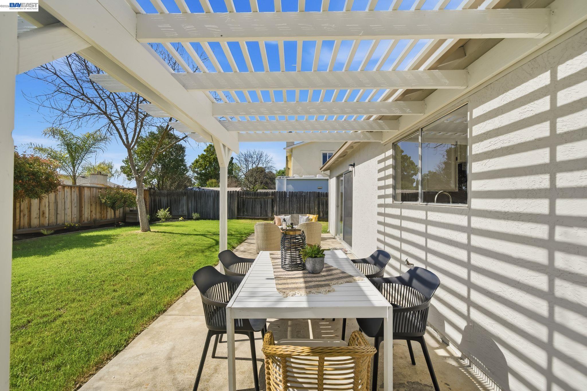 Detail Gallery Image 37 of 47 For 5981 Skylinks, Livermore,  CA 94551 - 4 Beds | 2 Baths