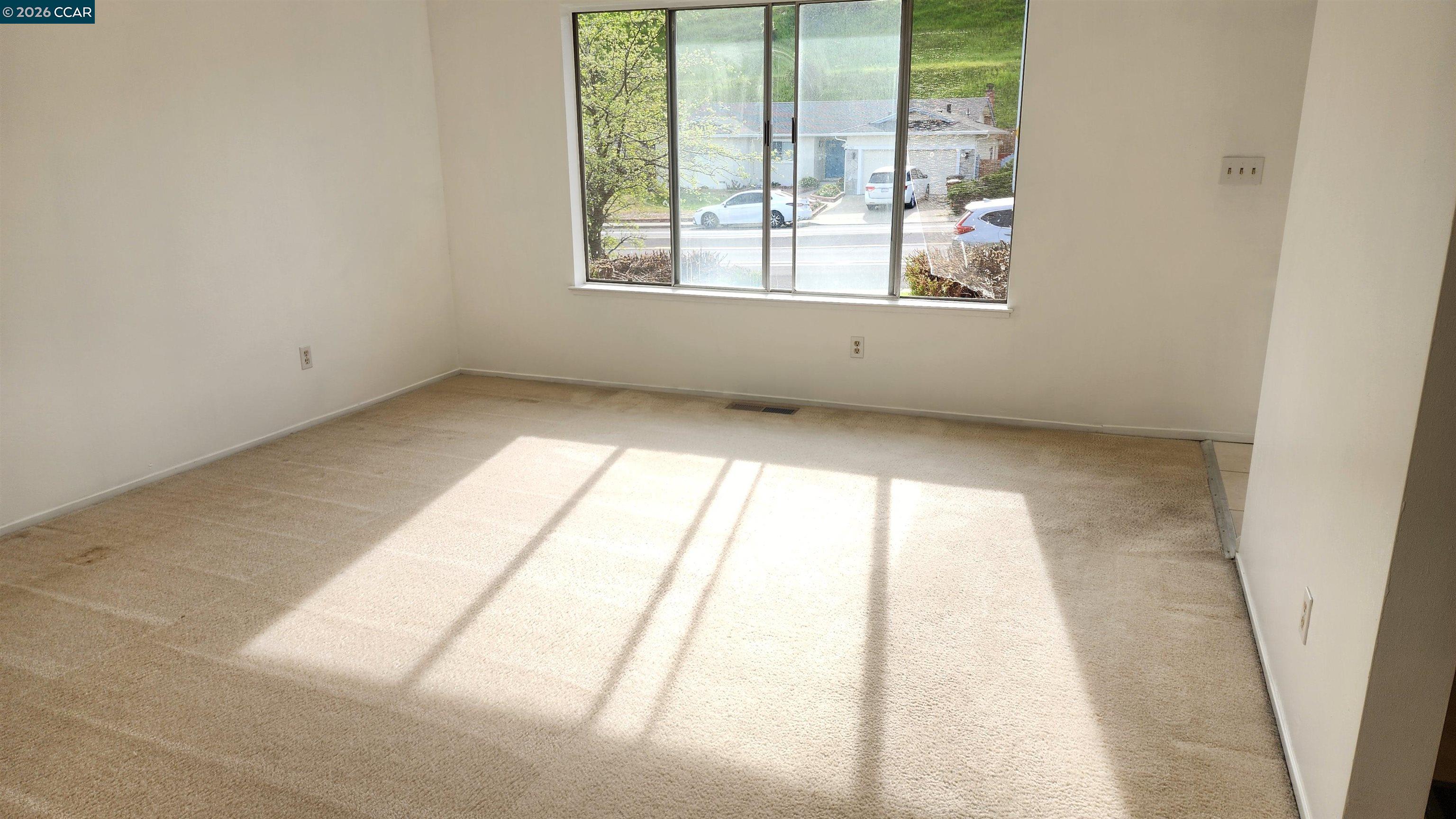 Detail Gallery Image 12 of 49 For 1269 Center Avenue, Martinez,  CA 94553 - 3 Beds | 2 Baths