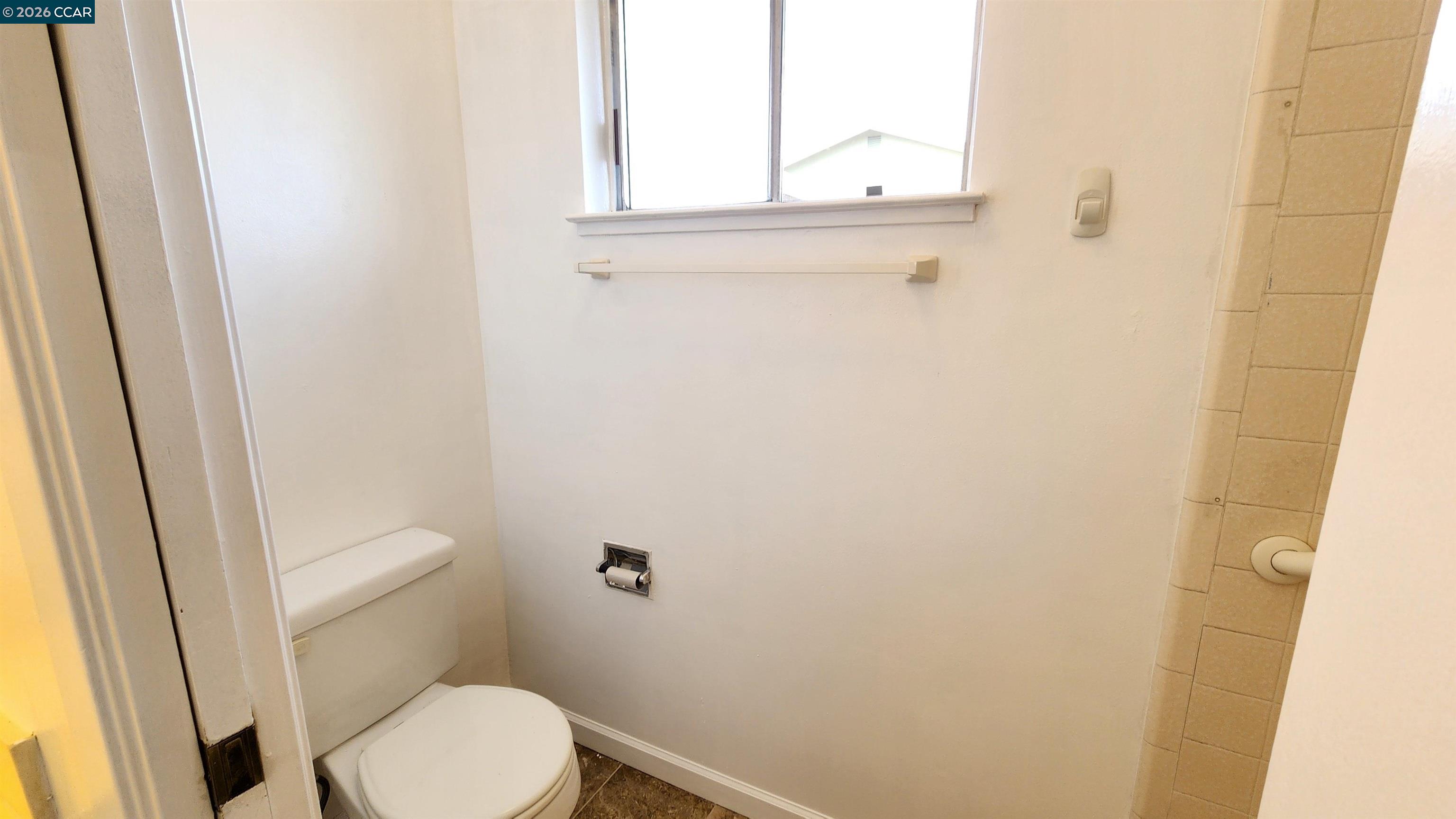 Detail Gallery Image 26 of 49 For 1269 Center Avenue, Martinez,  CA 94553 - 3 Beds | 2 Baths