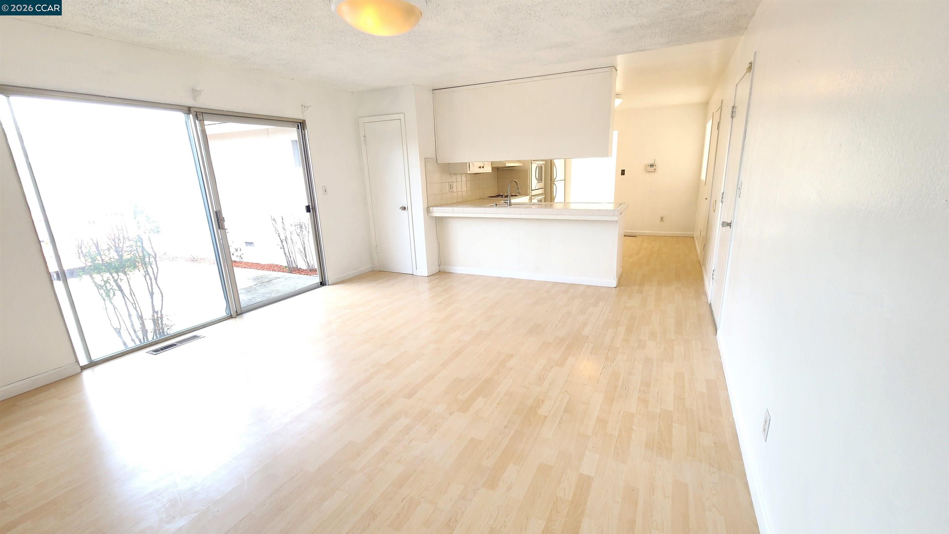 Detail Gallery Image 32 of 49 For 1269 Center Avenue, Martinez,  CA 94553 - 3 Beds | 2 Baths