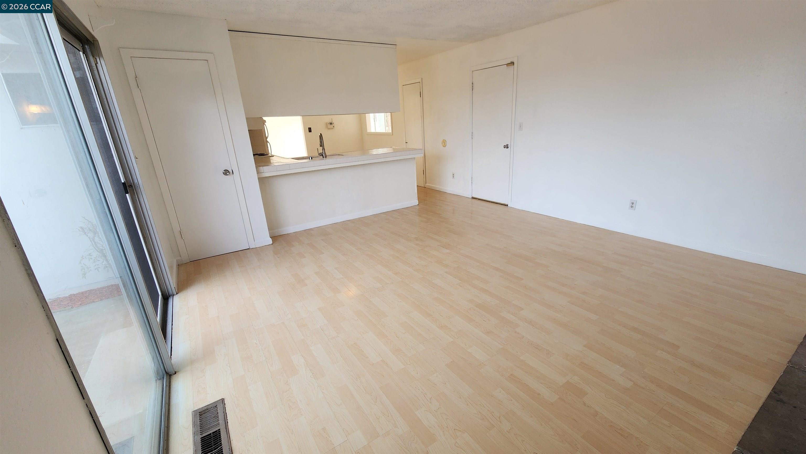 Detail Gallery Image 34 of 49 For 1269 Center Avenue, Martinez,  CA 94553 - 3 Beds | 2 Baths