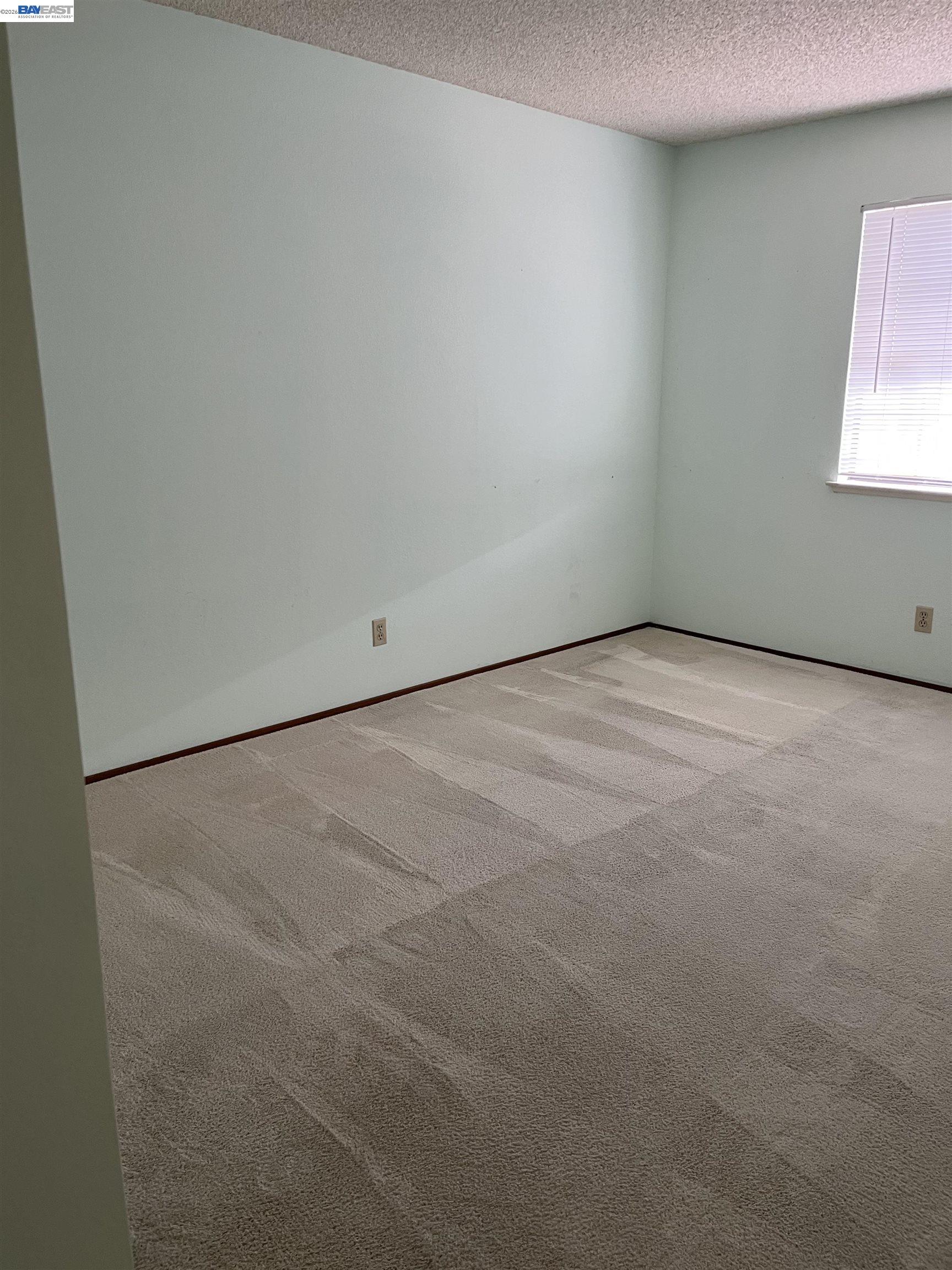 Detail Gallery Image 13 of 19 For 2515 Galleon Pl, San Leandro,  CA 94577 - 3 Beds | 2/1 Baths