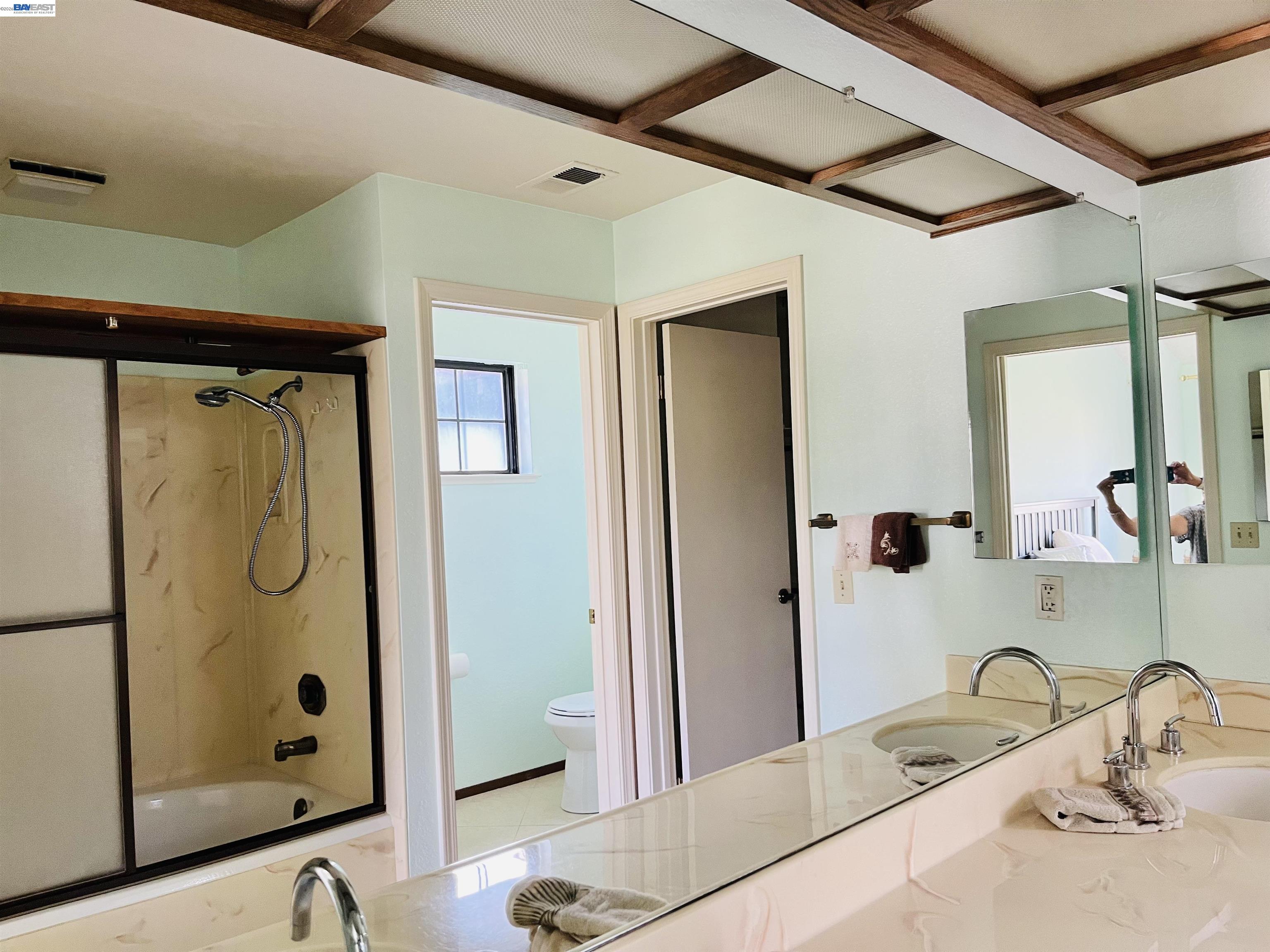 Detail Gallery Image 14 of 19 For 2515 Galleon Pl, San Leandro,  CA 94577 - 3 Beds | 2/1 Baths