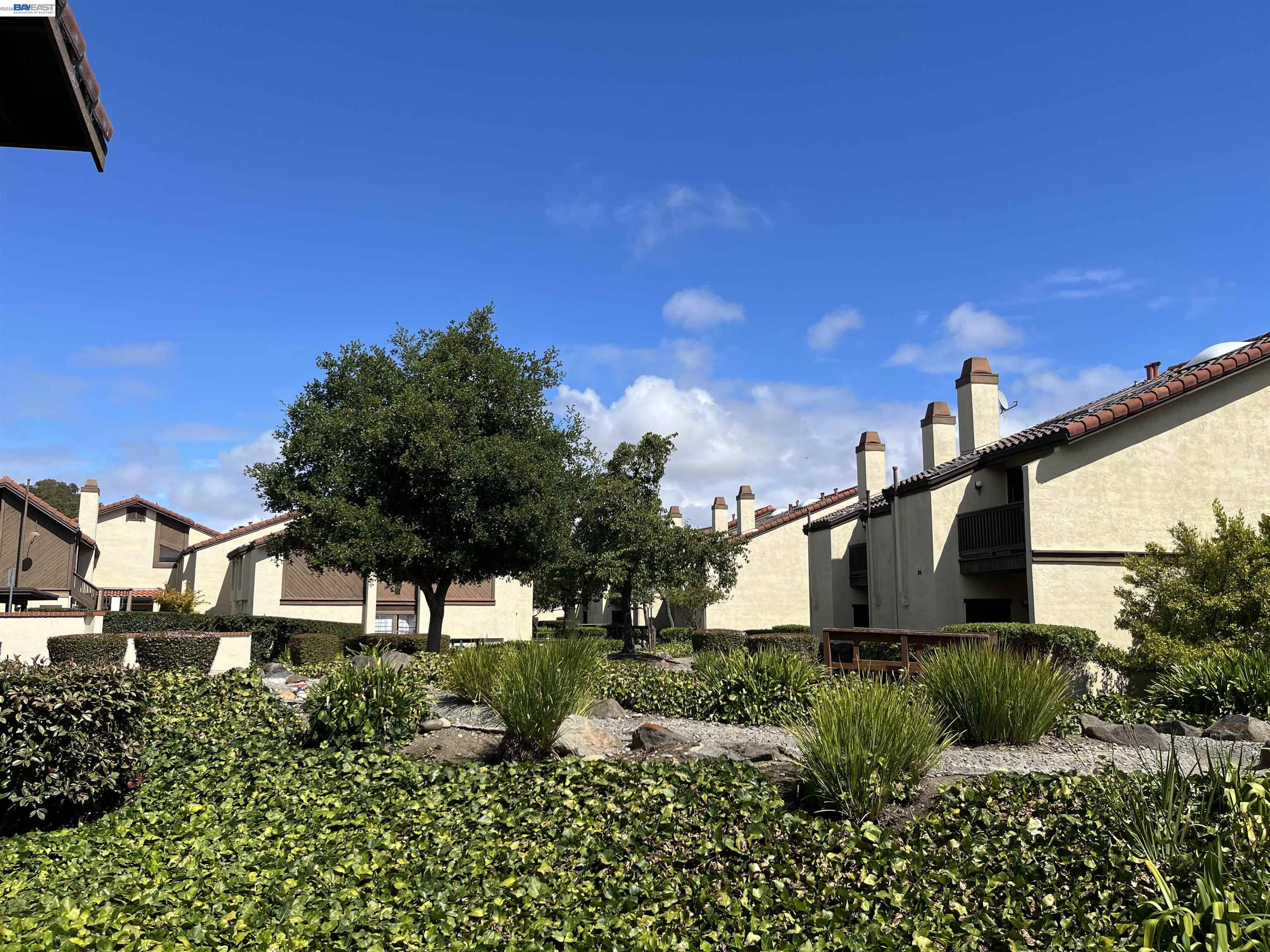 Detail Gallery Image 17 of 19 For 2515 Galleon Pl, San Leandro,  CA 94577 - 3 Beds | 2/1 Baths