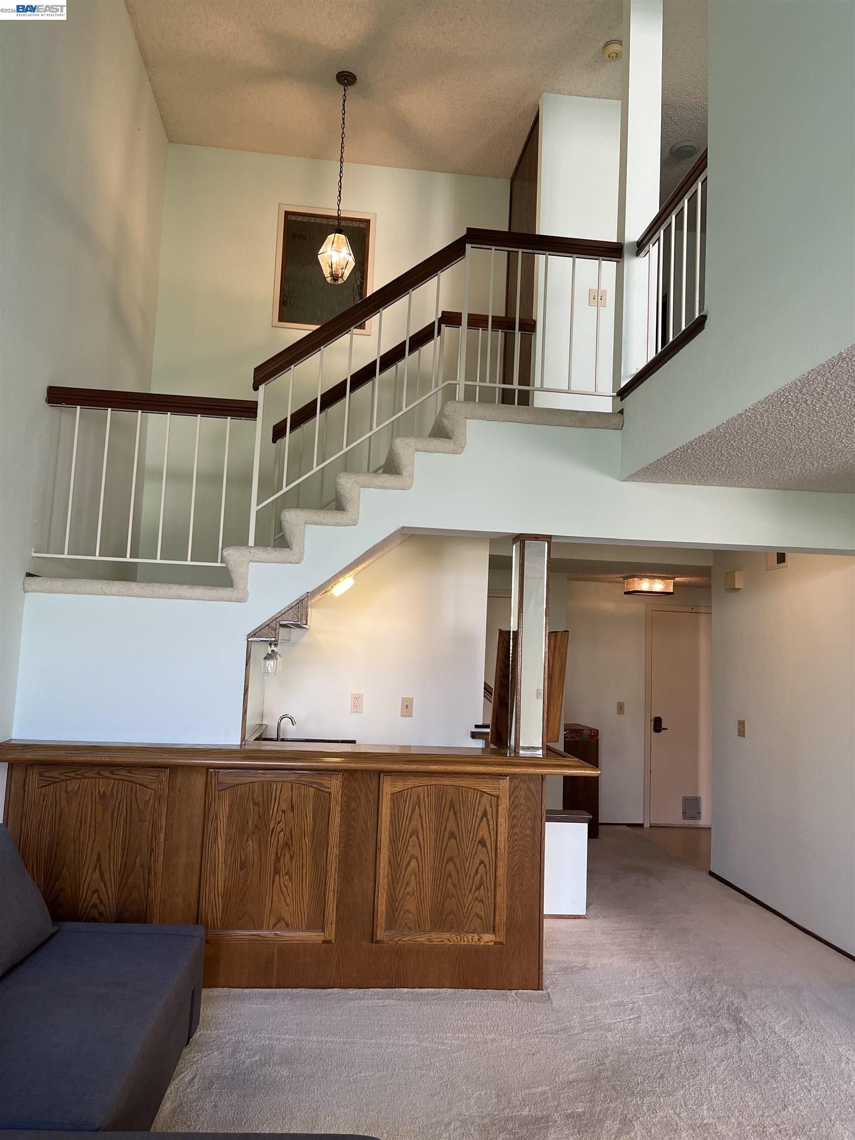 Detail Gallery Image 3 of 19 For 2515 Galleon Pl, San Leandro,  CA 94577 - 3 Beds | 2/1 Baths