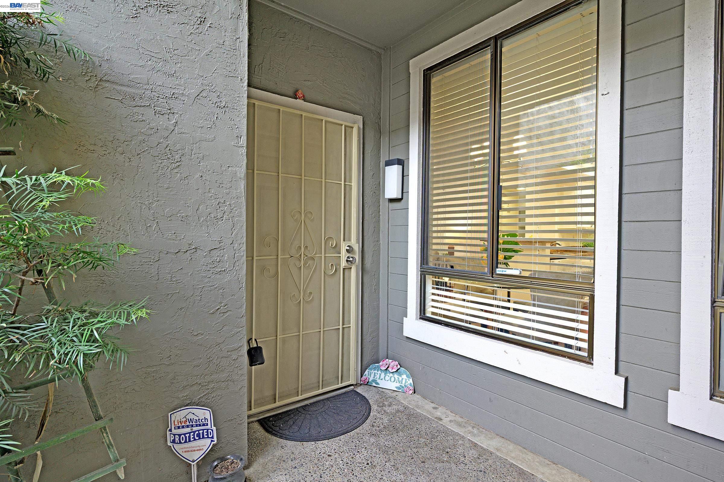 Detail Gallery Image 24 of 38 For 39921 Parada St a,  Newark,  CA 94560 - 3 Beds | 2 Baths