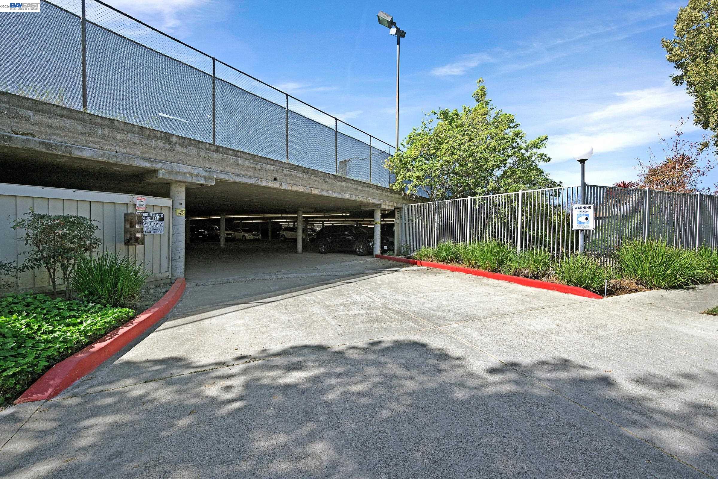 Detail Gallery Image 26 of 38 For 39921 Parada St a,  Newark,  CA 94560 - 3 Beds | 2 Baths