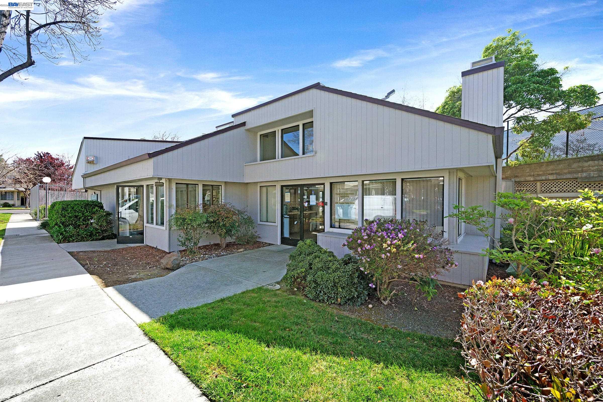 Detail Gallery Image 28 of 38 For 39921 Parada St a,  Newark,  CA 94560 - 3 Beds | 2 Baths