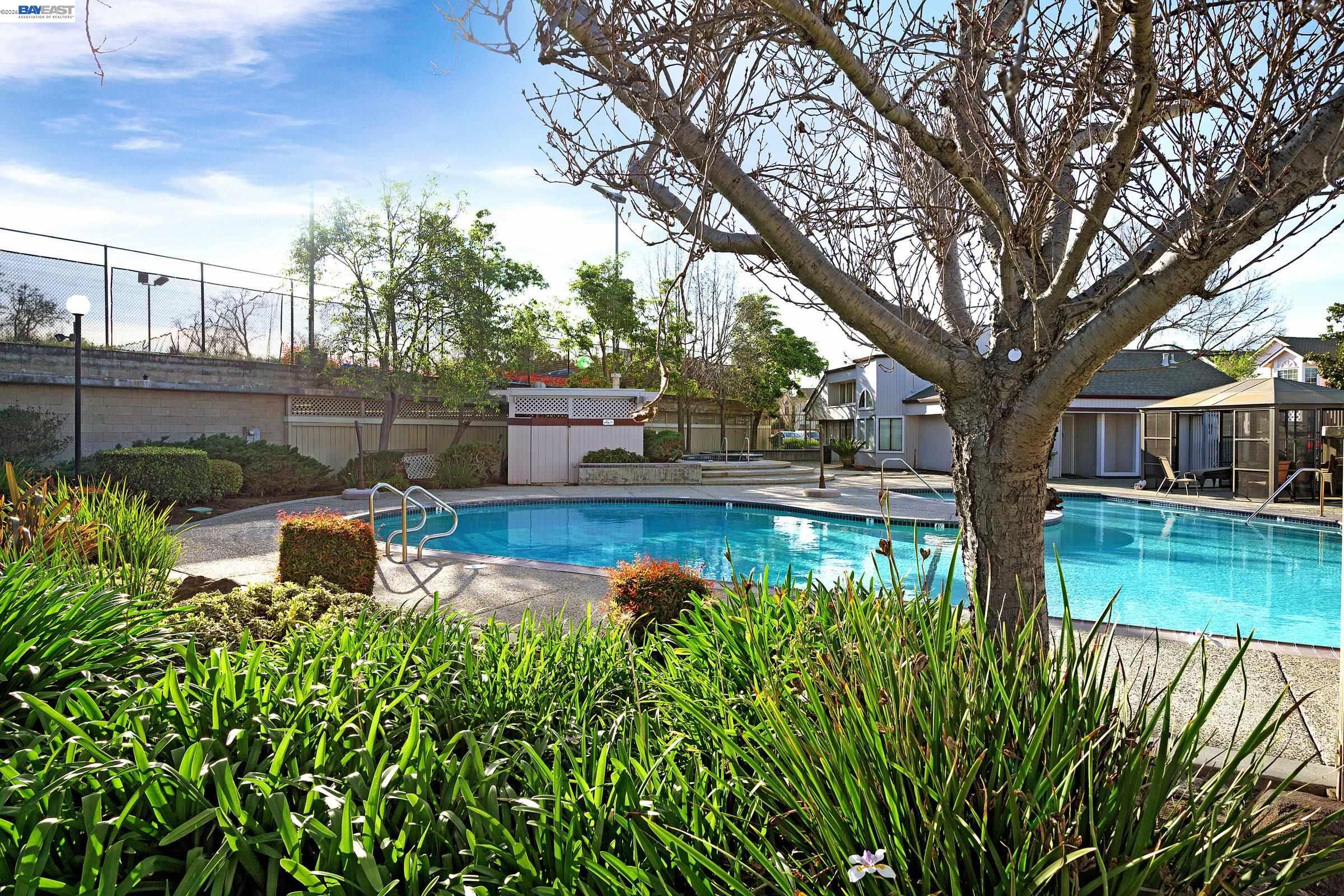 Detail Gallery Image 29 of 38 For 39921 Parada St a,  Newark,  CA 94560 - 3 Beds | 2 Baths