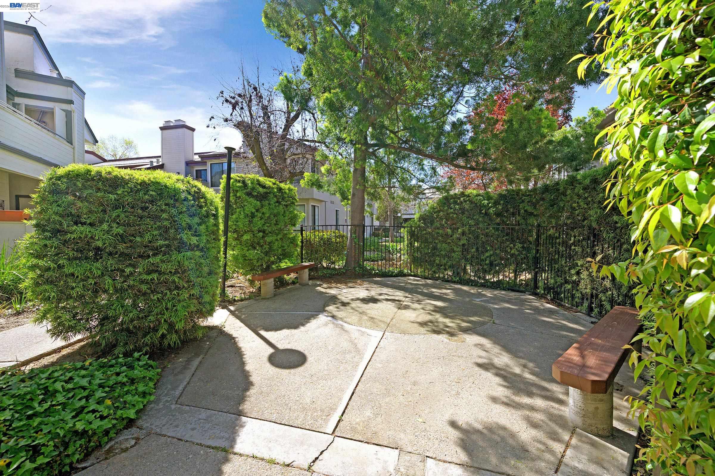 Photo #32: 41127036 Listing: Photo #32