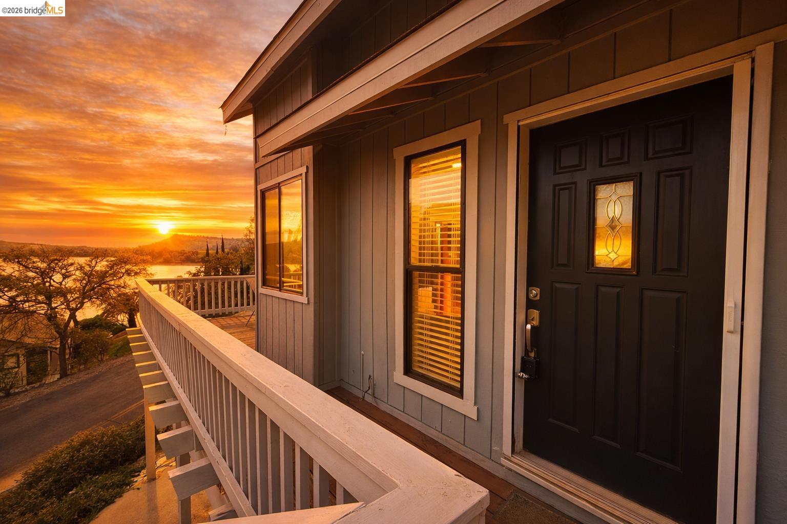 Detail Gallery Image 2 of 22 For 867 Foothill Road, Copperopolis,  CA 95228 - 3 Beds | 2 Baths