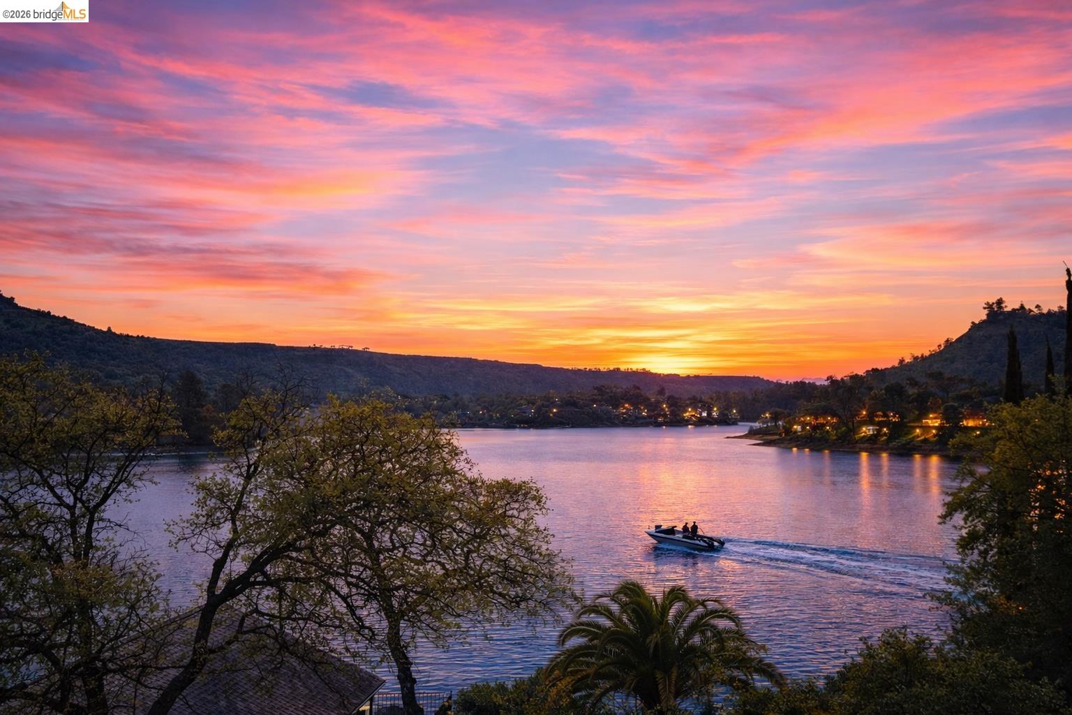 Detail Gallery Image 3 of 22 For 867 Foothill Road, Copperopolis,  CA 95228 - 3 Beds | 2 Baths