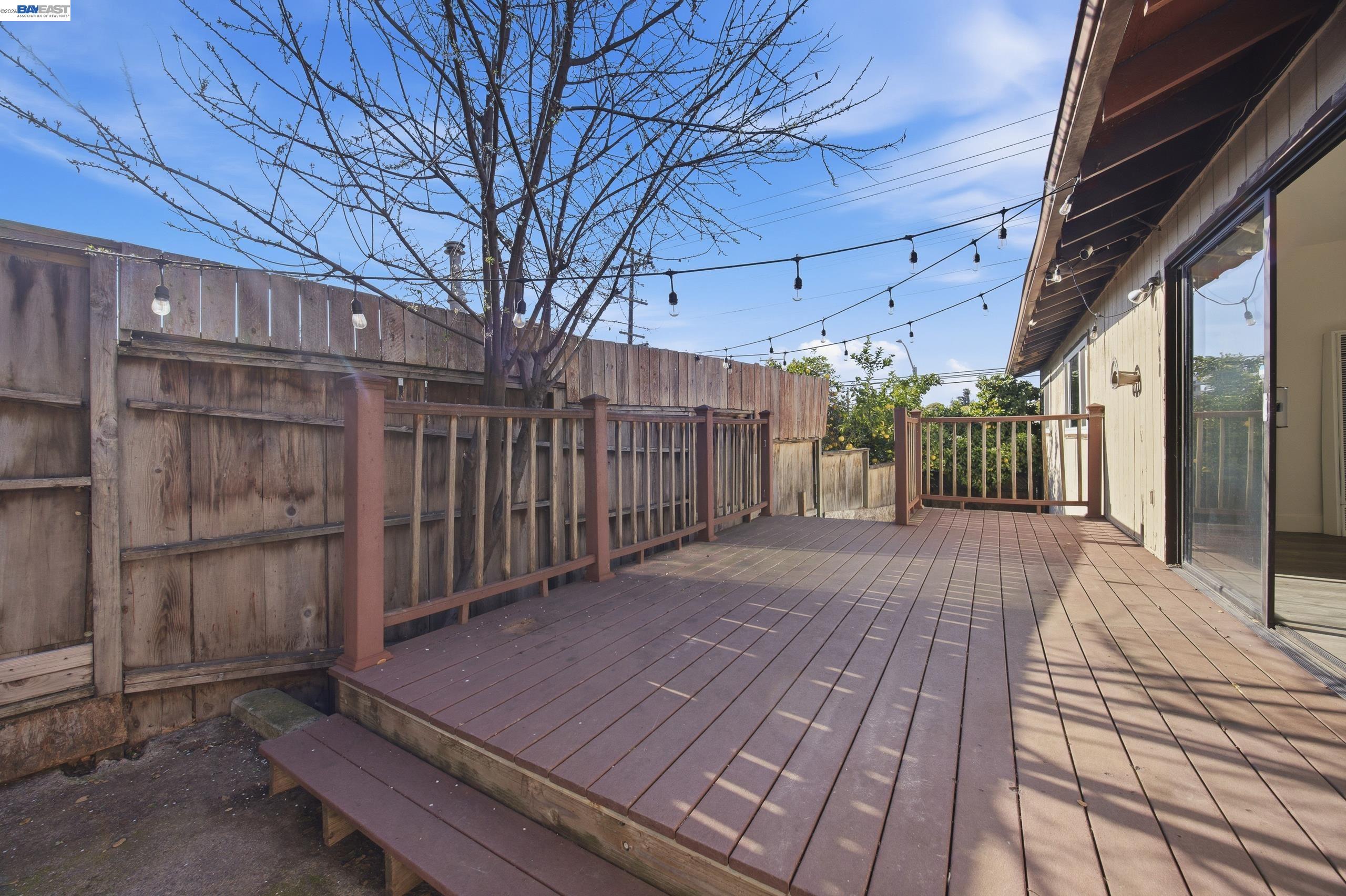 Detail Gallery Image 14 of 15 For 3511 Gray Street, Oakland,  CA 94601 - 3 Beds | 2 Baths