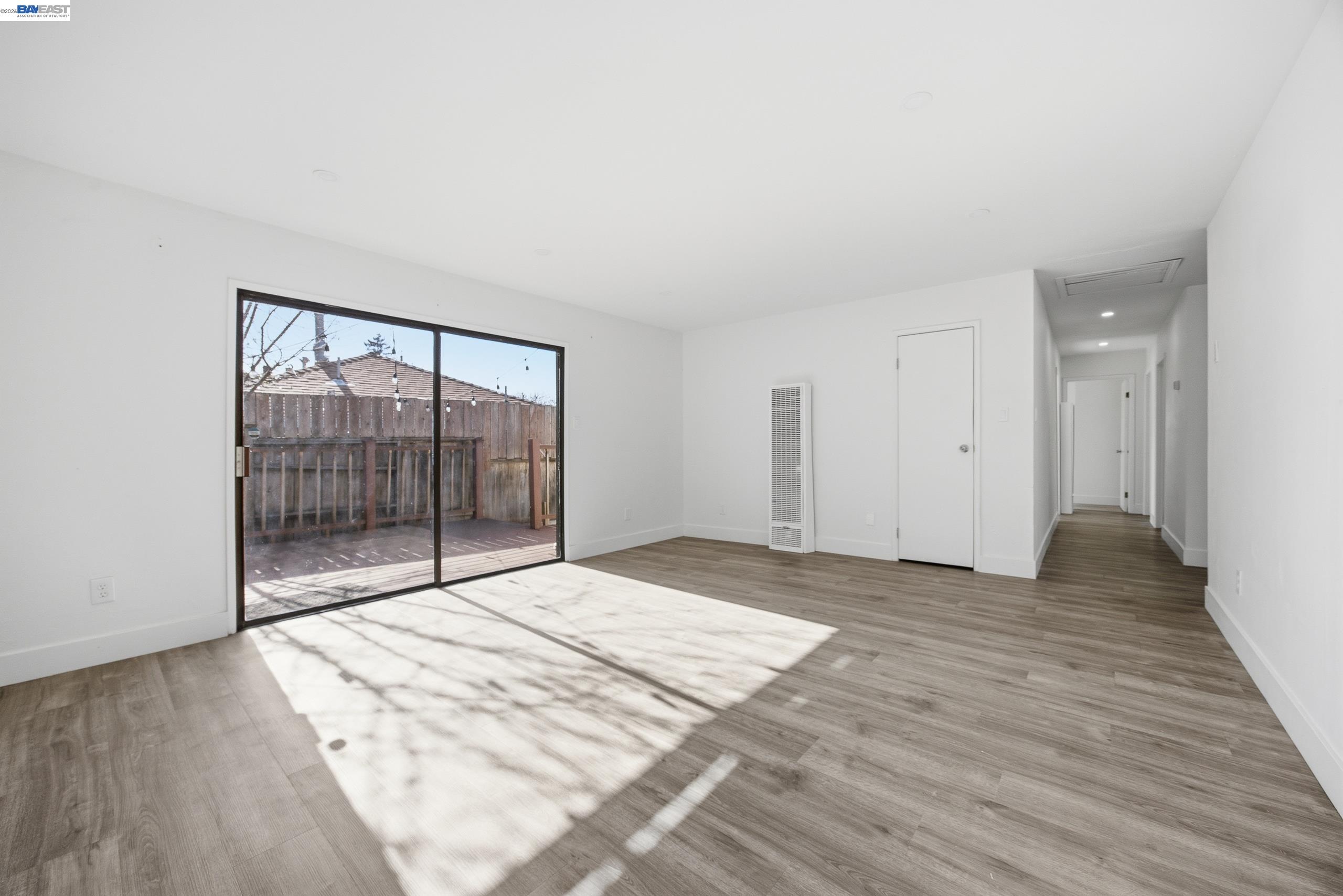 Detail Gallery Image 5 of 15 For 3511 Gray Street, Oakland,  CA 94601 - 3 Beds | 2 Baths