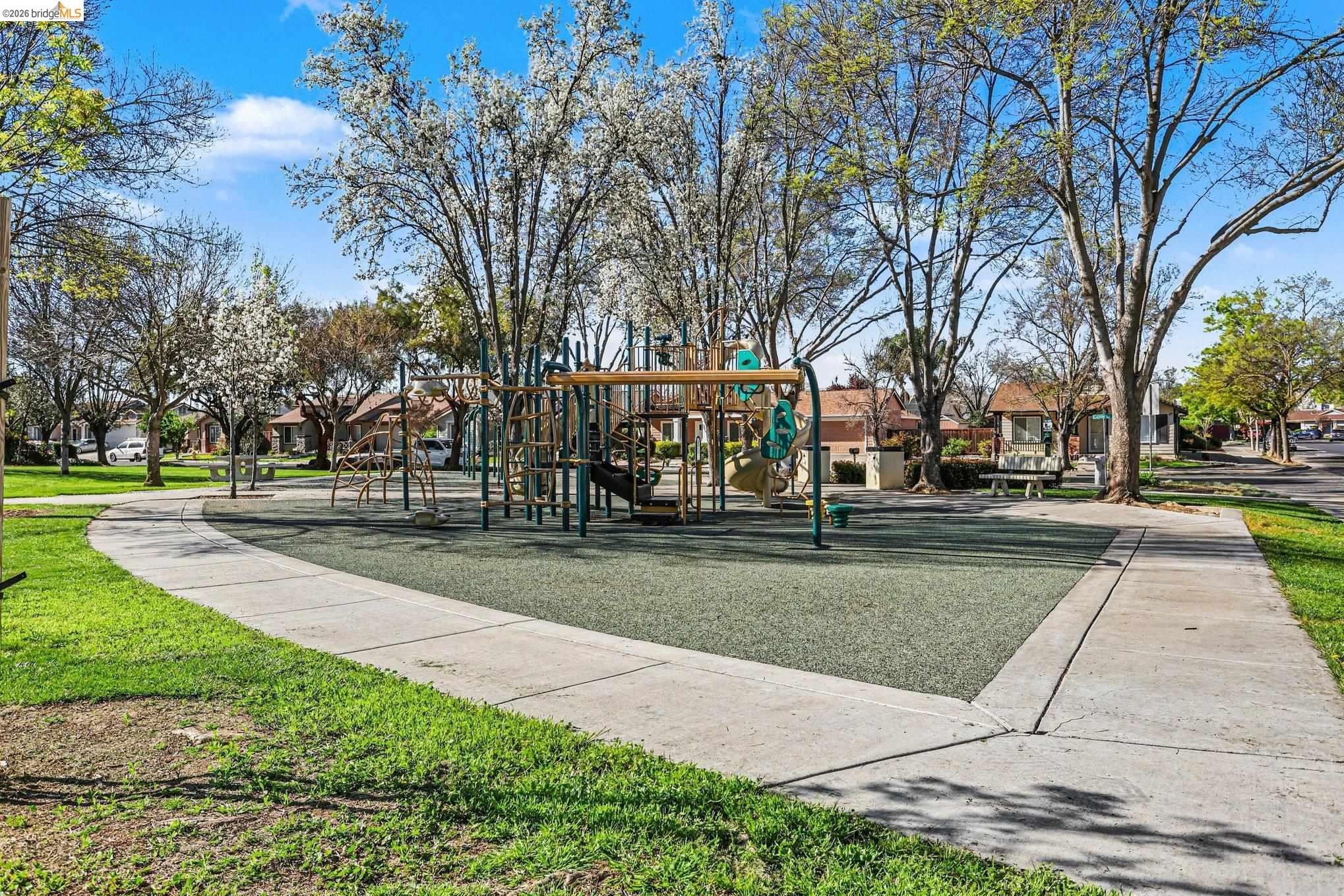 Detail Gallery Image 36 of 37 For 3092 Mills Dr, Brentwood,  CA 94513 - 3 Beds | 2 Baths