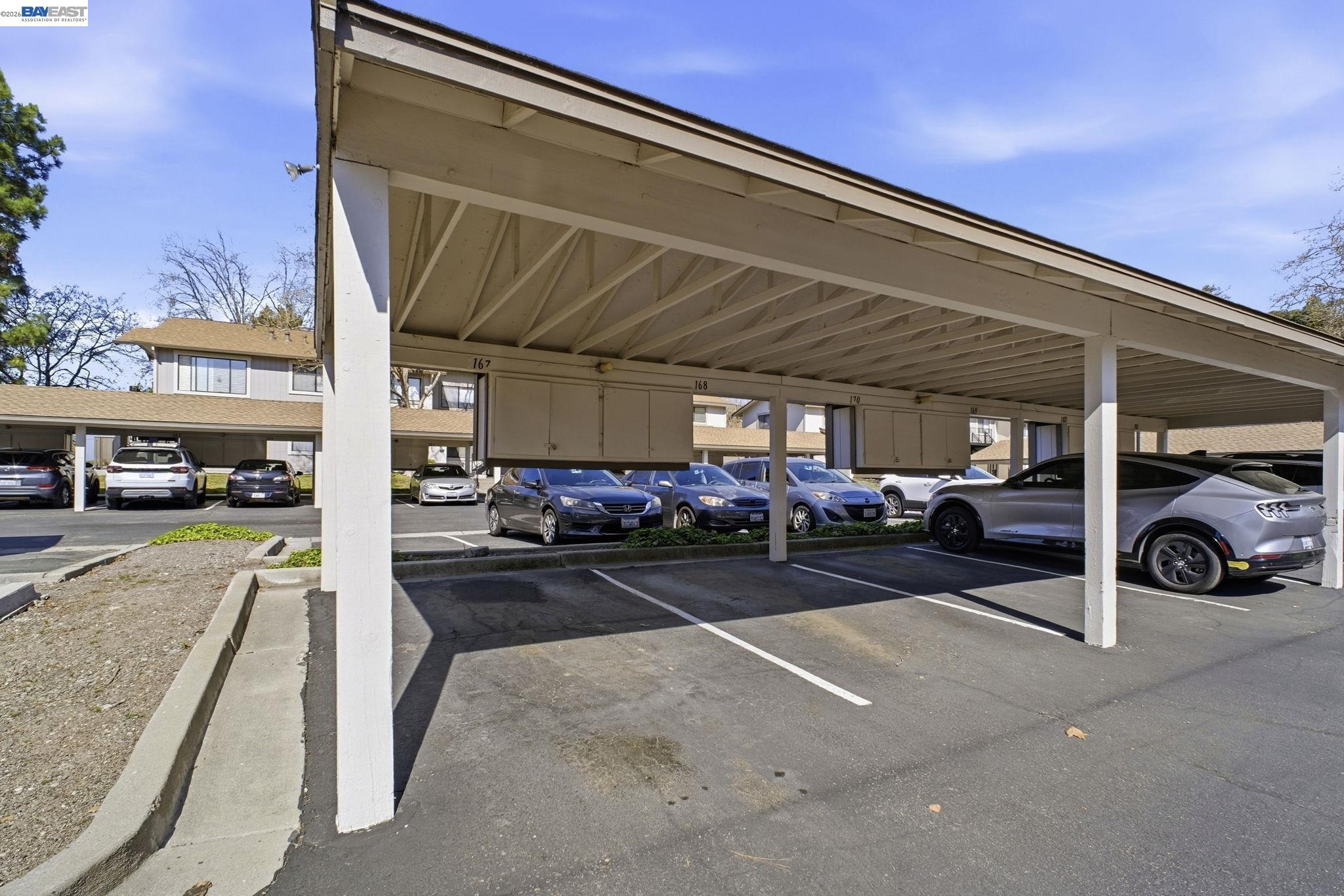 Photo #23: 41127042 Listing: Photo #23