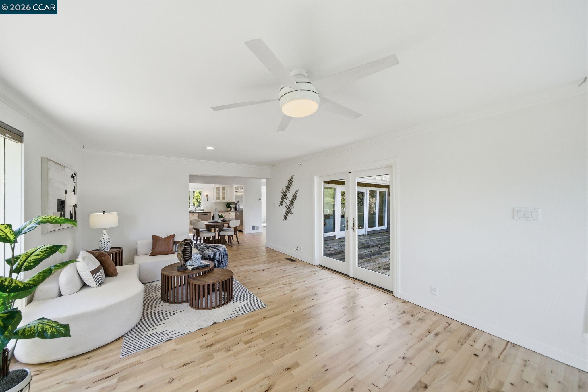 Detail Gallery Image 11 of 46 For 102 Hillcrest Dr, Orinda,  CA 94563 - 4 Beds | 3 Baths