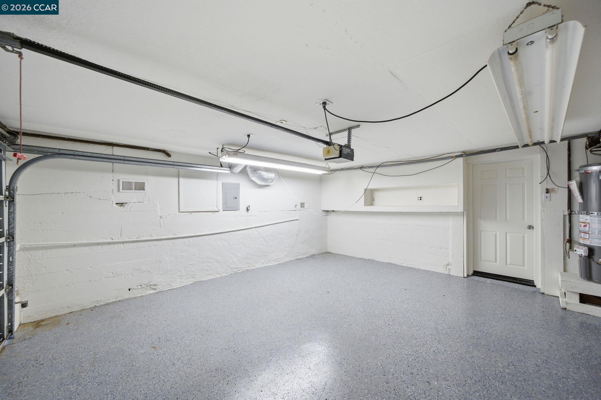 Detail Gallery Image 30 of 46 For 102 Hillcrest Dr, Orinda,  CA 94563 - 4 Beds | 3 Baths