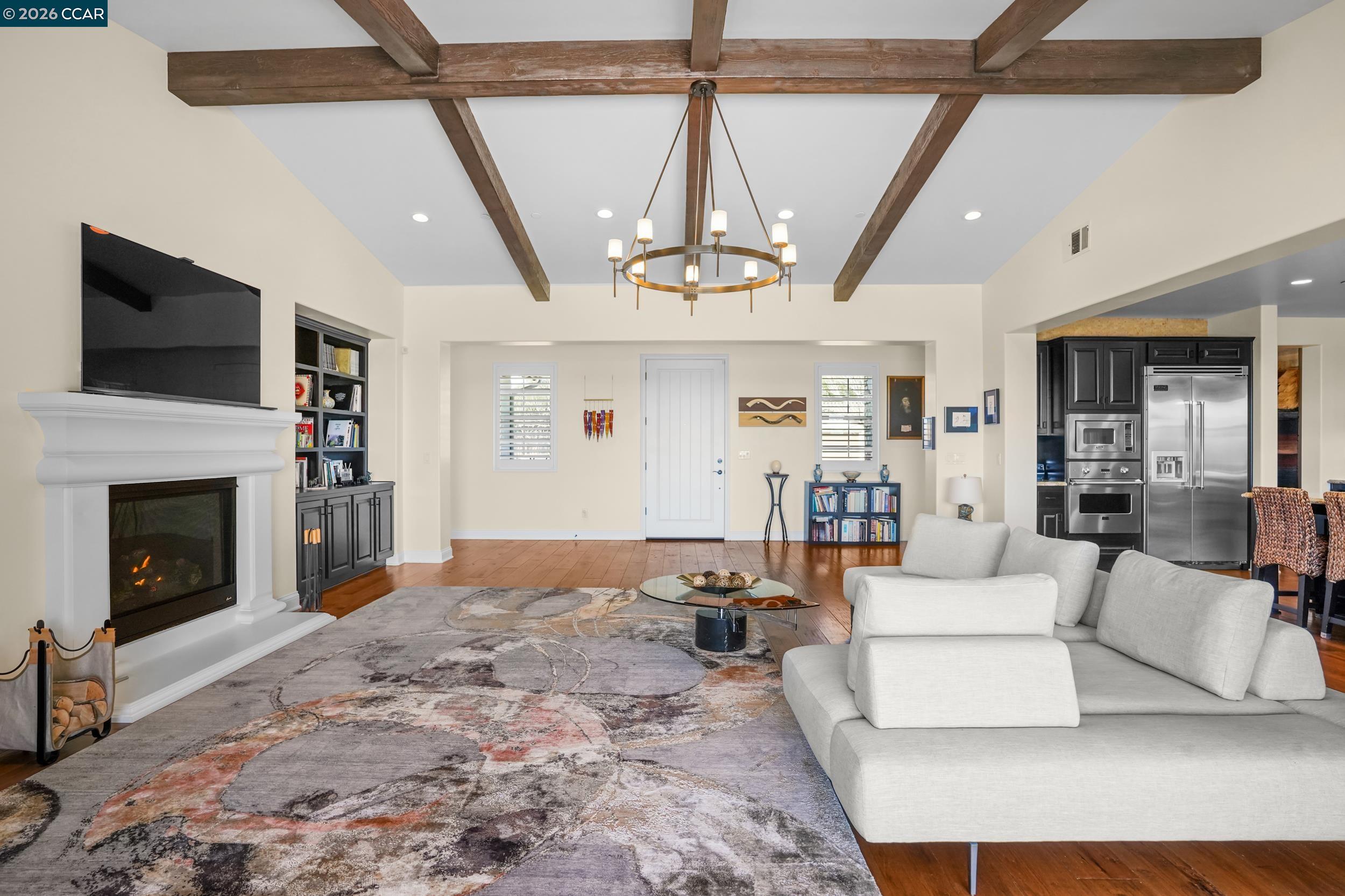 Detail Gallery Image 12 of 60 For 372 Falcon Crest Dr, –,  CA 93436 - 4 Beds | 3/1 Baths