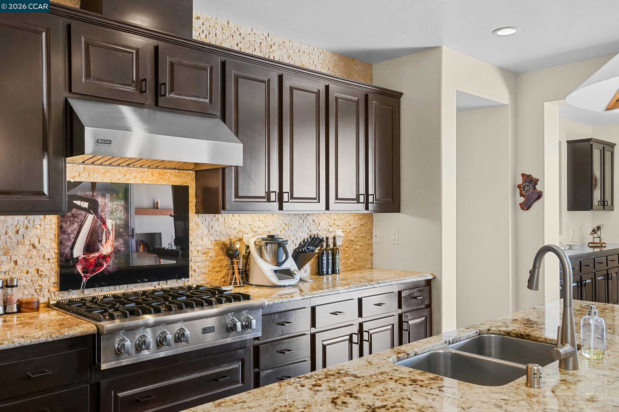 Detail Gallery Image 14 of 60 For 372 Falcon Crest Dr, –,  CA 93436 - 4 Beds | 3/1 Baths