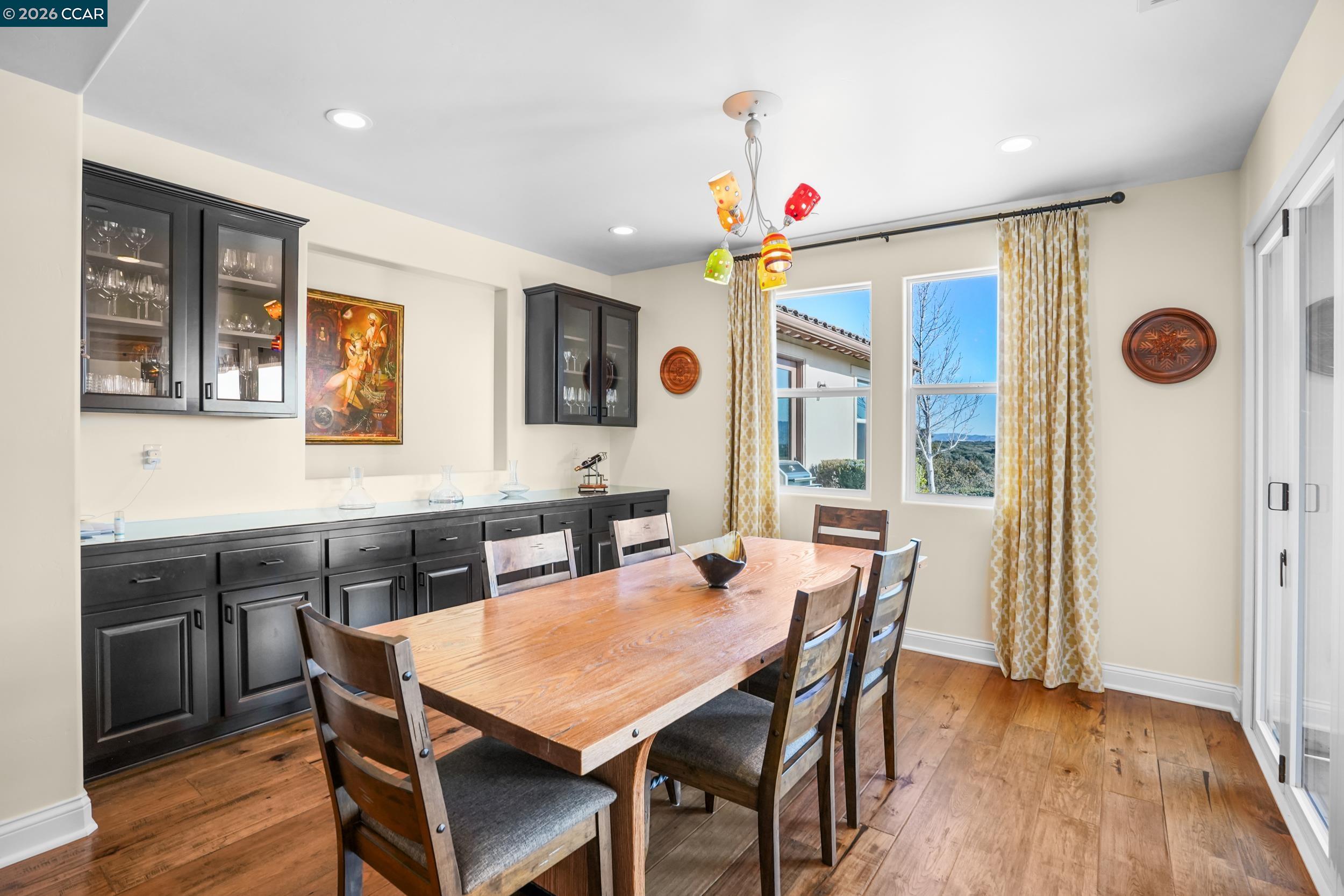 Detail Gallery Image 19 of 60 For 372 Falcon Crest Dr, –,  CA 93436 - 4 Beds | 3/1 Baths