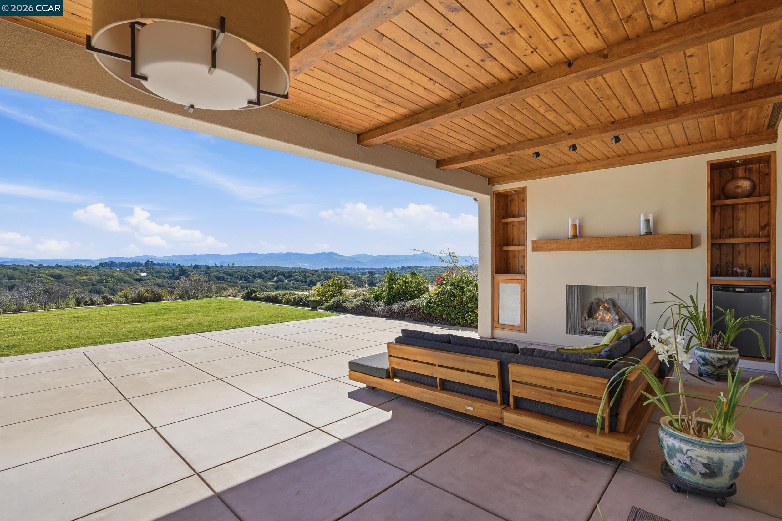 Detail Gallery Image 3 of 60 For 372 Falcon Crest Dr, –,  CA 93436 - 4 Beds | 3/1 Baths