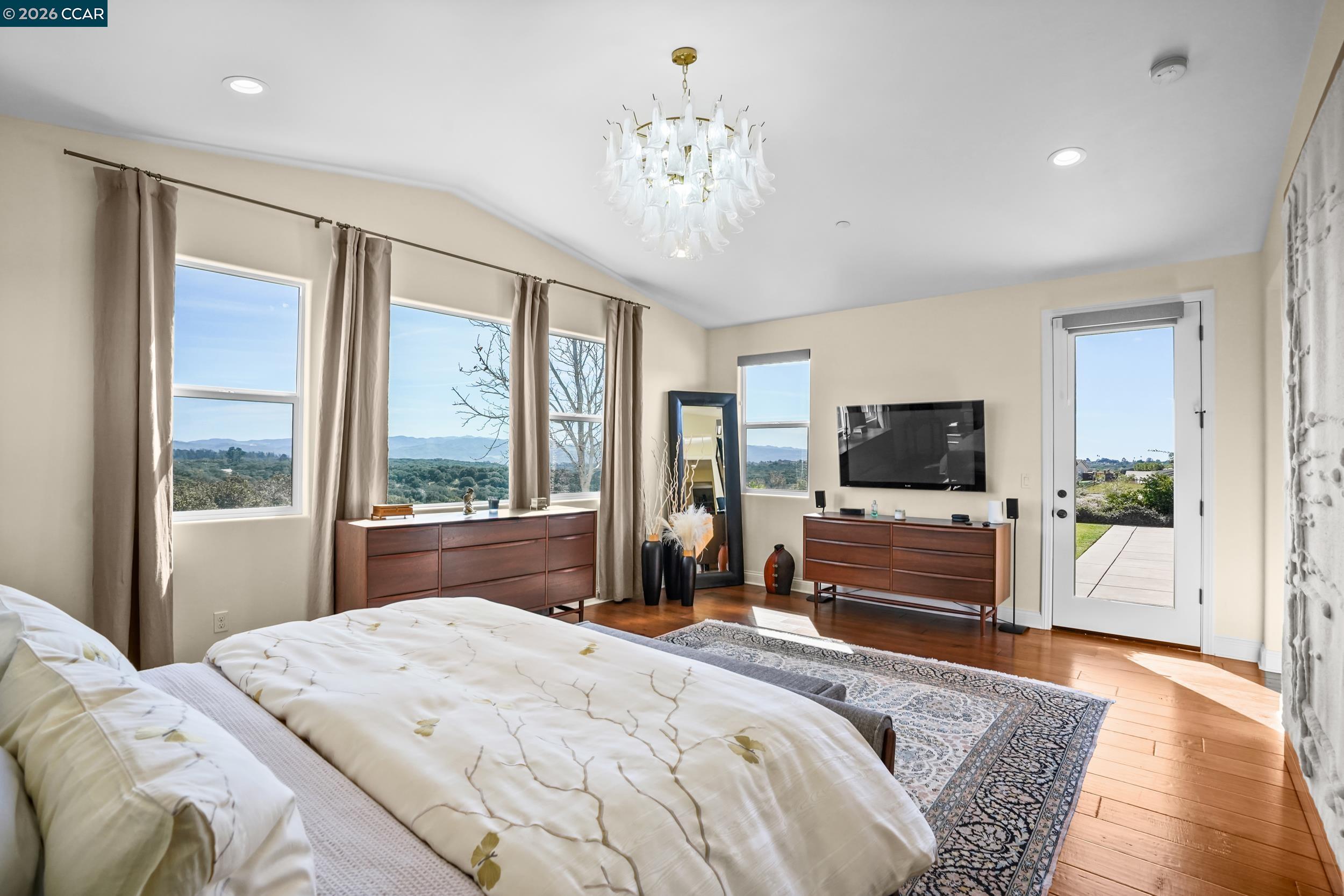 Detail Gallery Image 22 of 60 For 372 Falcon Crest Dr, –,  CA 93436 - 4 Beds | 3/1 Baths