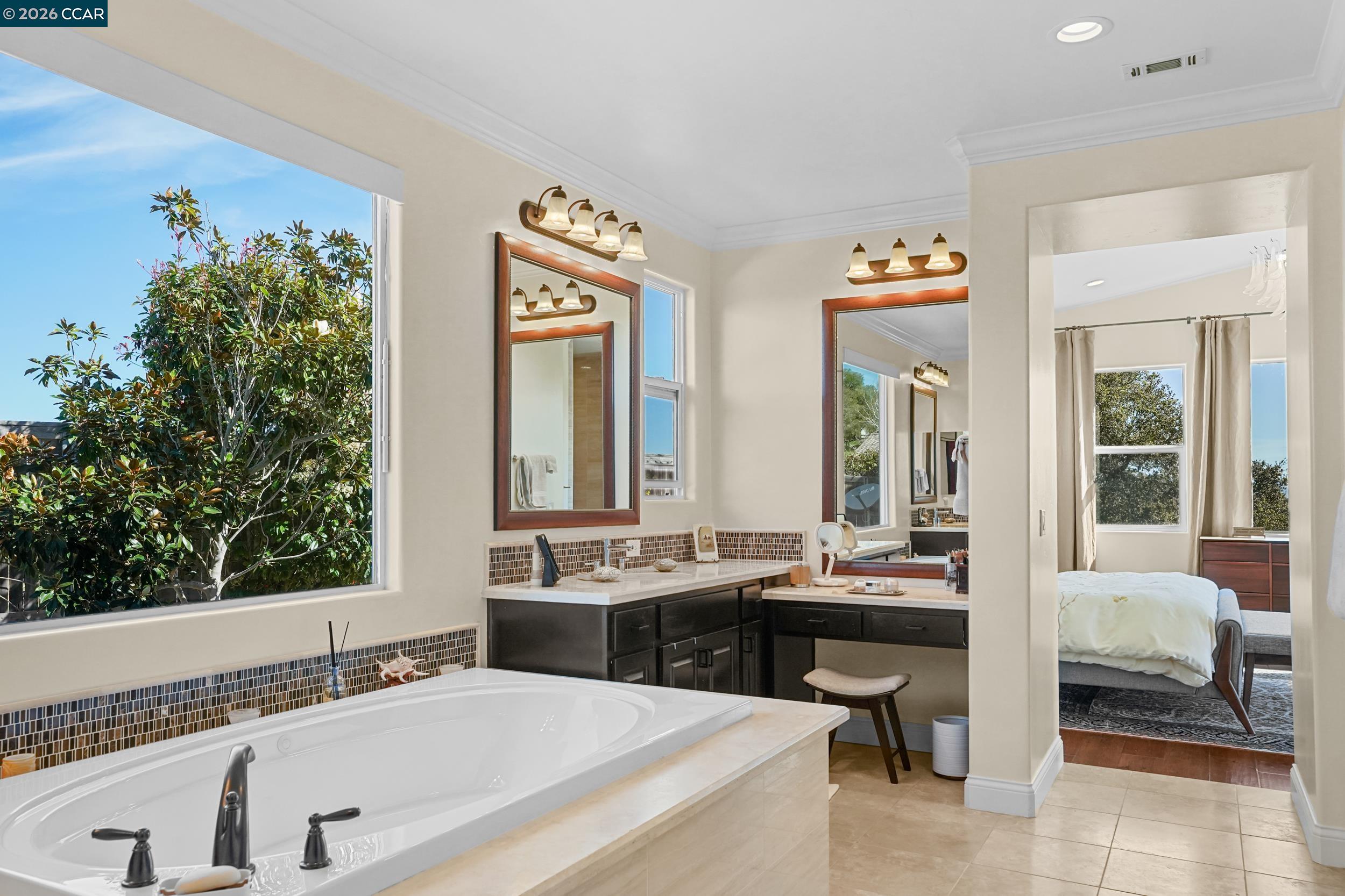 Detail Gallery Image 23 of 60 For 372 Falcon Crest Dr, –,  CA 93436 - 4 Beds | 3/1 Baths