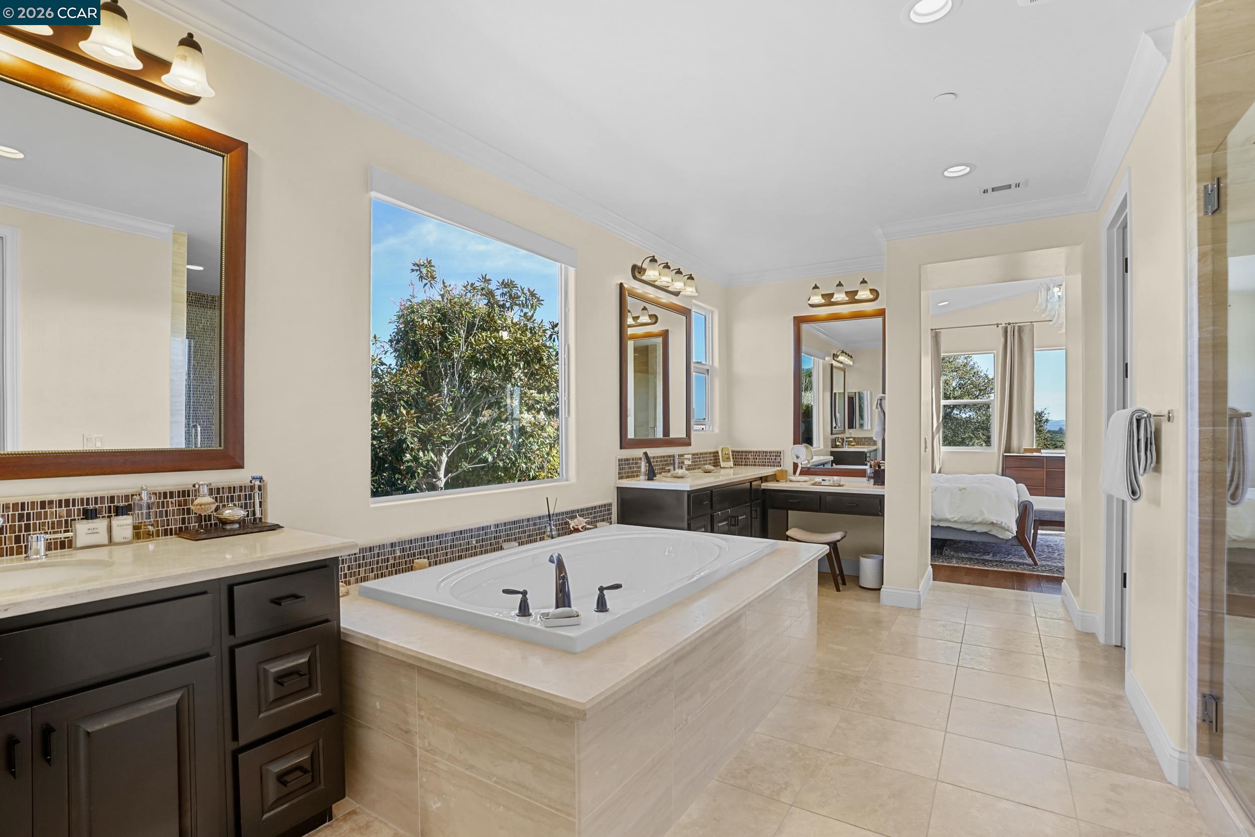 Detail Gallery Image 24 of 60 For 372 Falcon Crest Dr, –,  CA 93436 - 4 Beds | 3/1 Baths