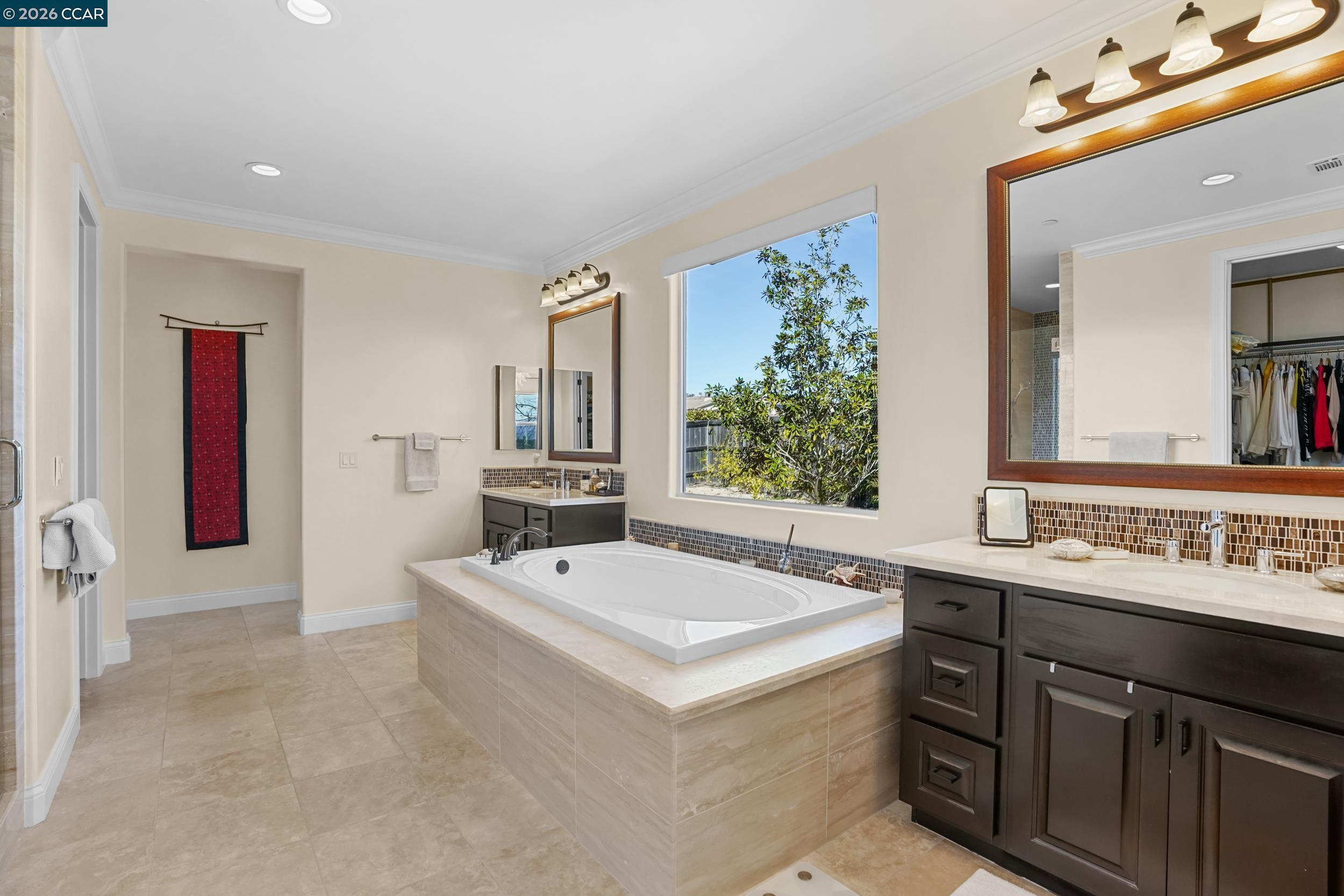 Detail Gallery Image 25 of 60 For 372 Falcon Crest Dr, –,  CA 93436 - 4 Beds | 3/1 Baths
