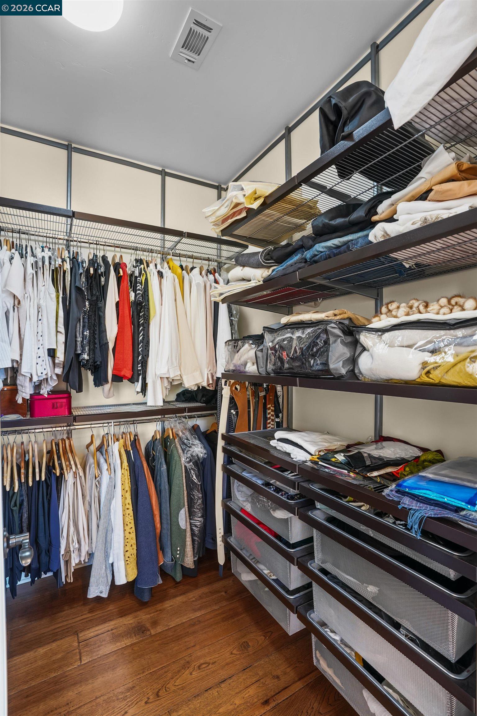 Detail Gallery Image 27 of 60 For 372 Falcon Crest Dr, –,  CA 93436 - 4 Beds | 3/1 Baths