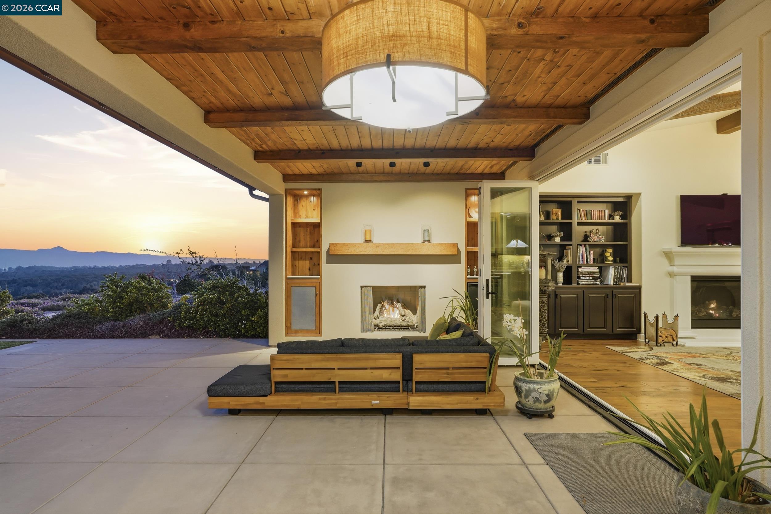 Detail Gallery Image 31 of 60 For 372 Falcon Crest Dr, –,  CA 93436 - 4 Beds | 3/1 Baths