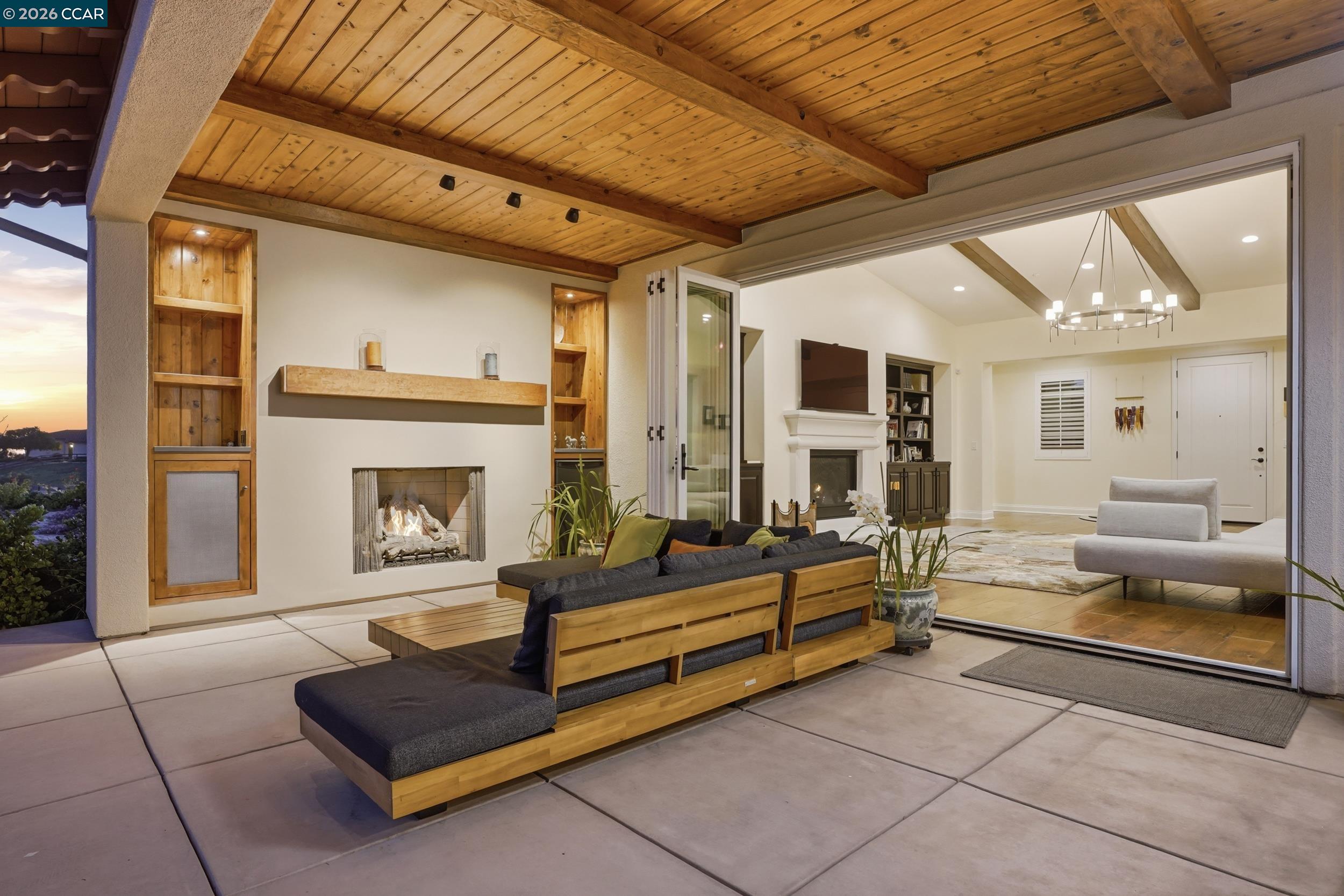 Detail Gallery Image 32 of 60 For 372 Falcon Crest Dr, –,  CA 93436 - 4 Beds | 3/1 Baths