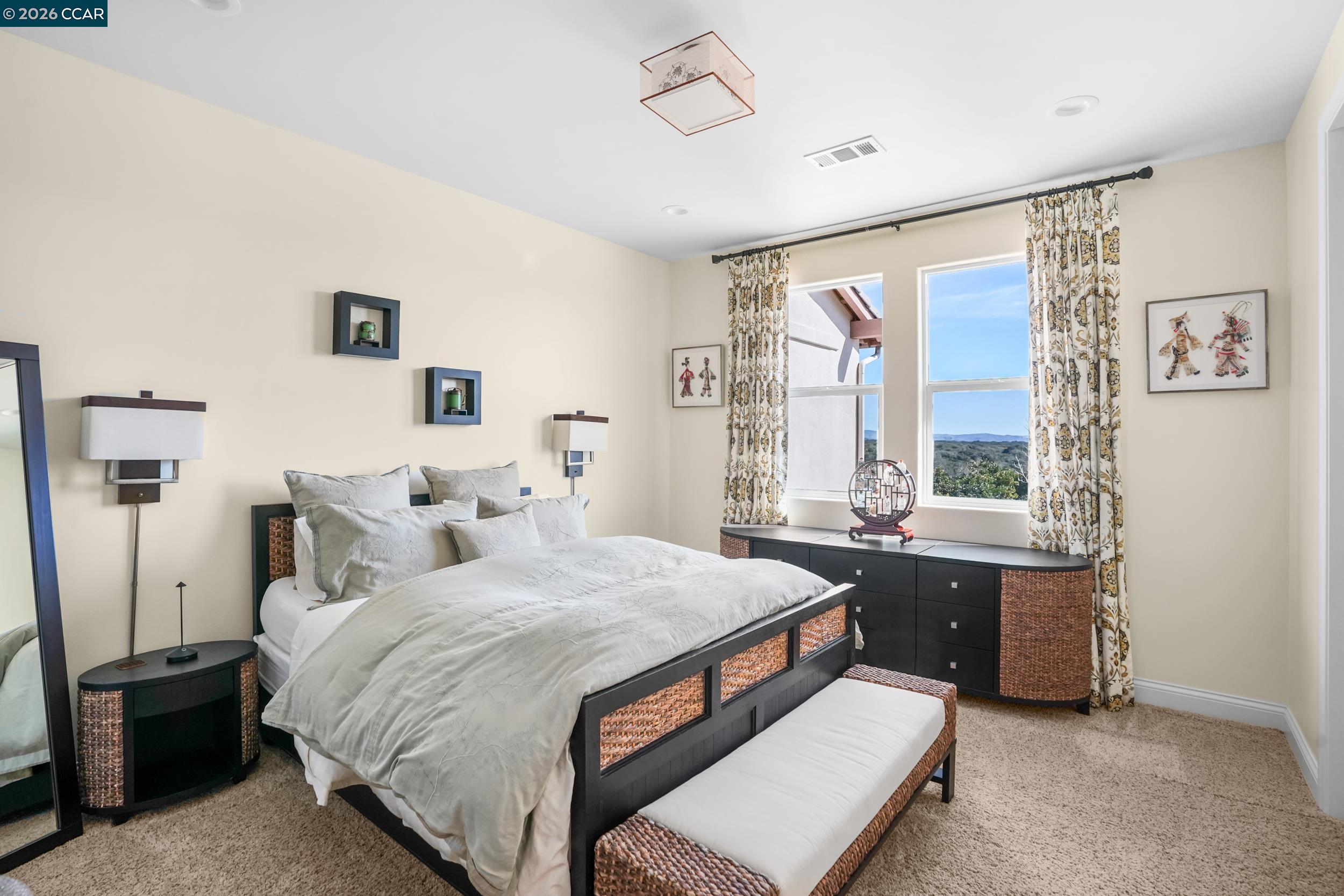 Detail Gallery Image 33 of 60 For 372 Falcon Crest Dr, –,  CA 93436 - 4 Beds | 3/1 Baths