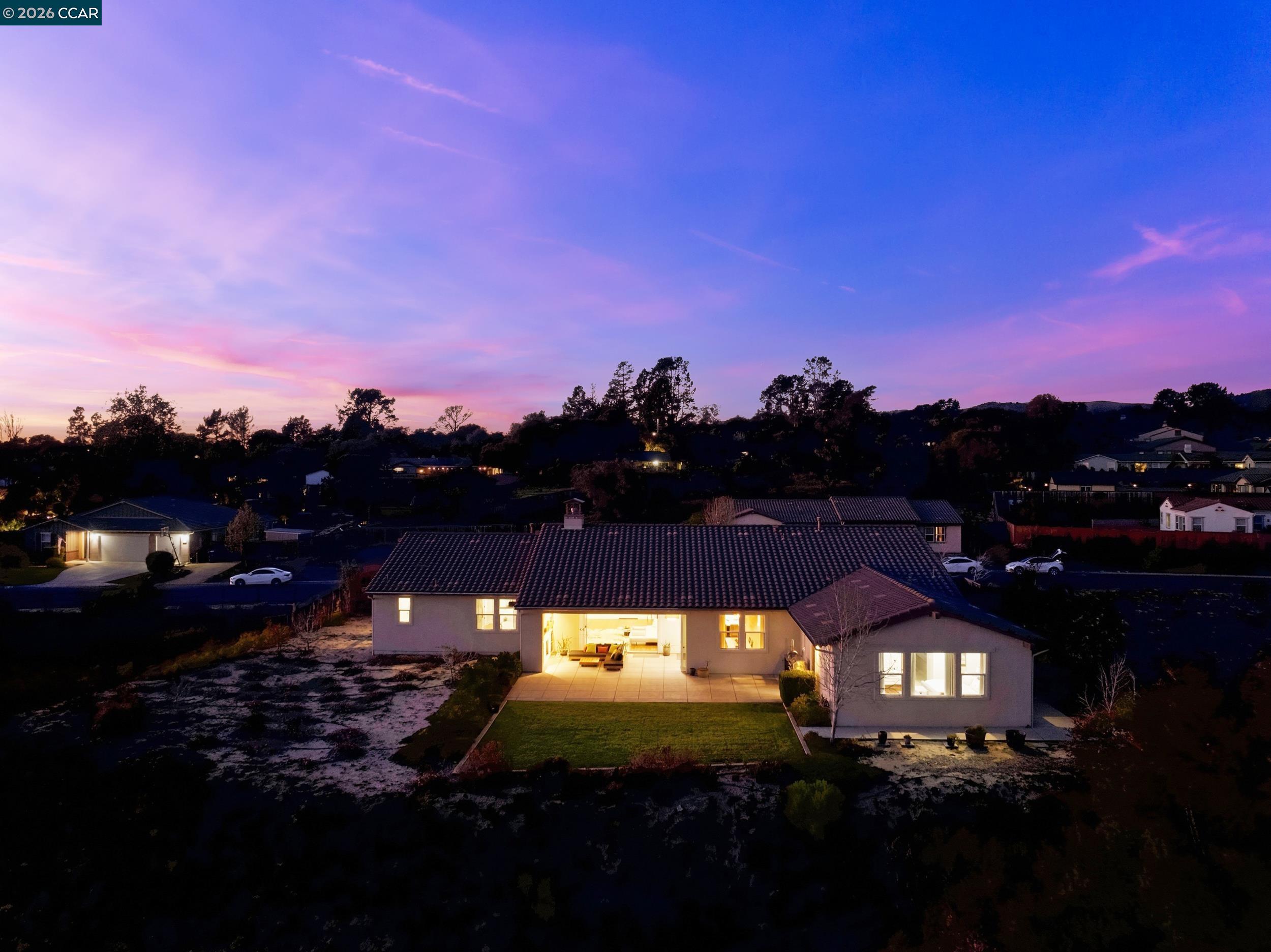 Detail Gallery Image 49 of 60 For 372 Falcon Crest Dr, –,  CA 93436 - 4 Beds | 3/1 Baths