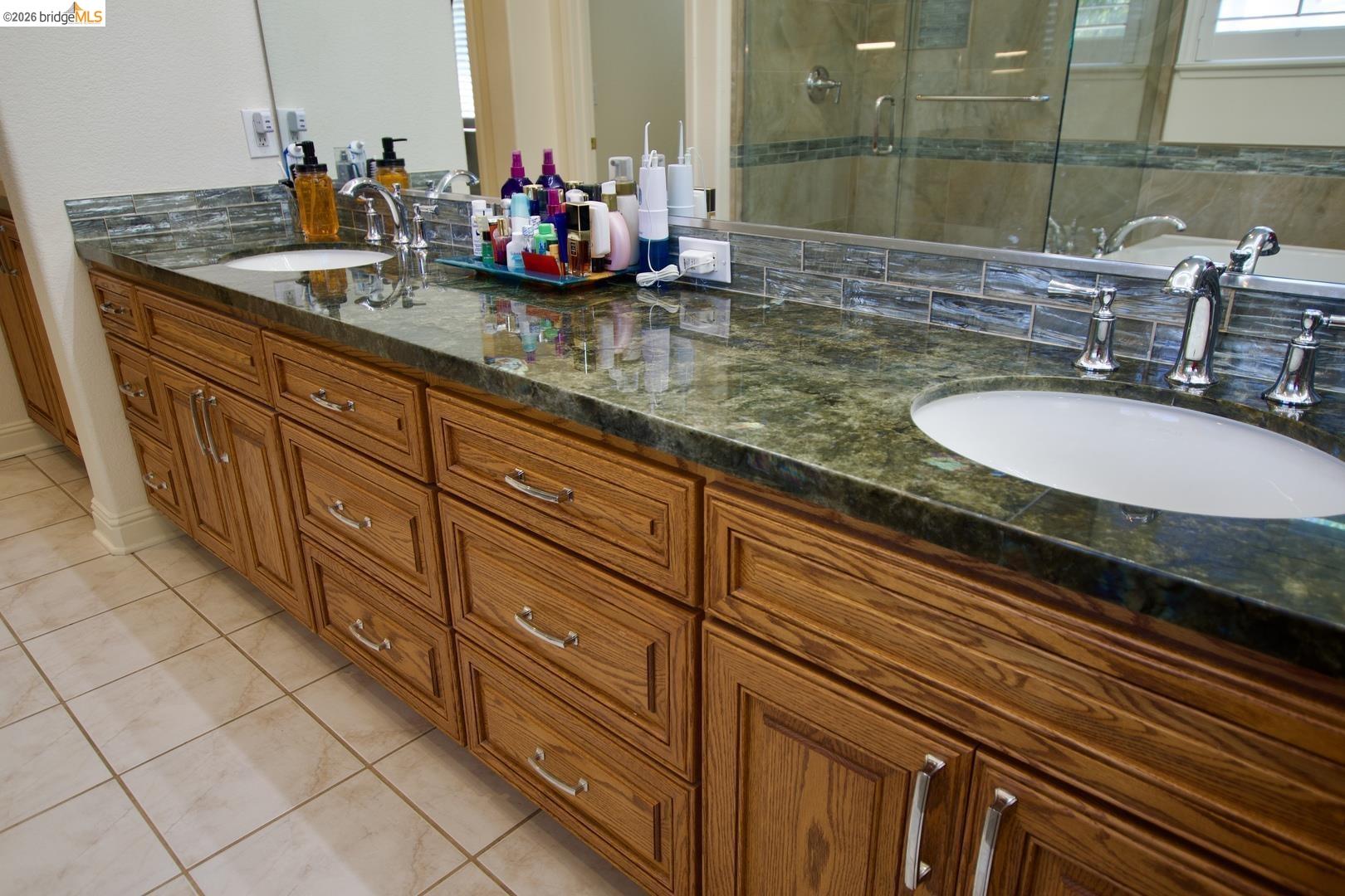 Detail Gallery Image 16 of 25 For 1692 via Campo Verde, San Jose,  CA 95120 - 5 Beds | 3 Baths