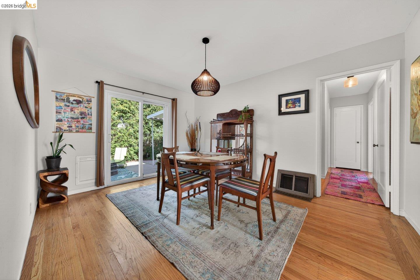 Detail Gallery Image 13 of 48 For 3734 Mcclelland St, Oakland,  CA 94619 - 2 Beds | 1 Baths