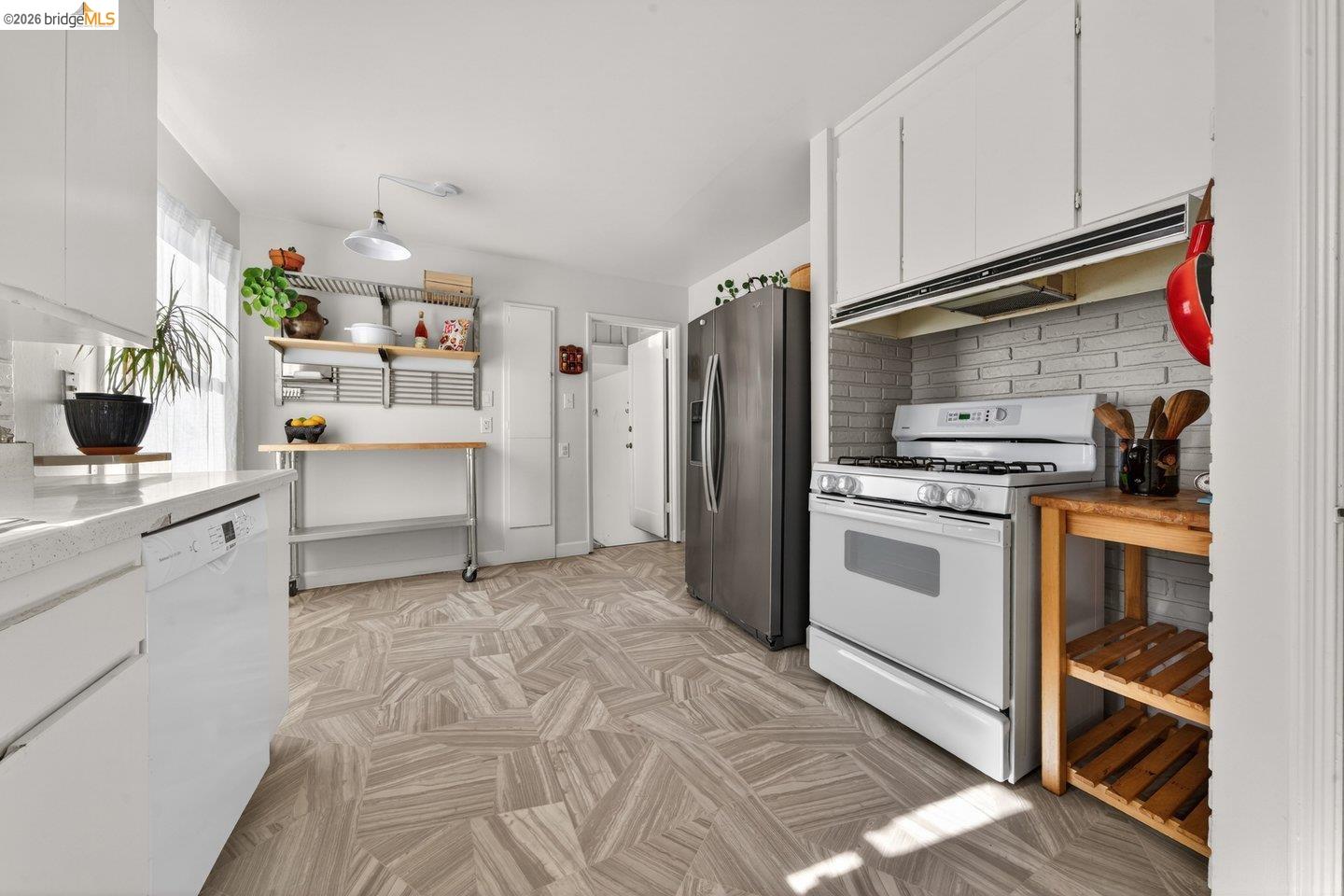 Detail Gallery Image 28 of 48 For 3734 Mcclelland St, Oakland,  CA 94619 - 2 Beds | 1 Baths