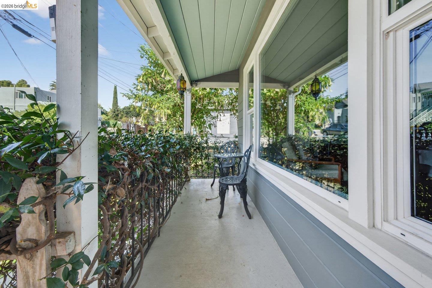 Detail Gallery Image 6 of 48 For 3734 Mcclelland St, Oakland,  CA 94619 - 2 Beds | 1 Baths