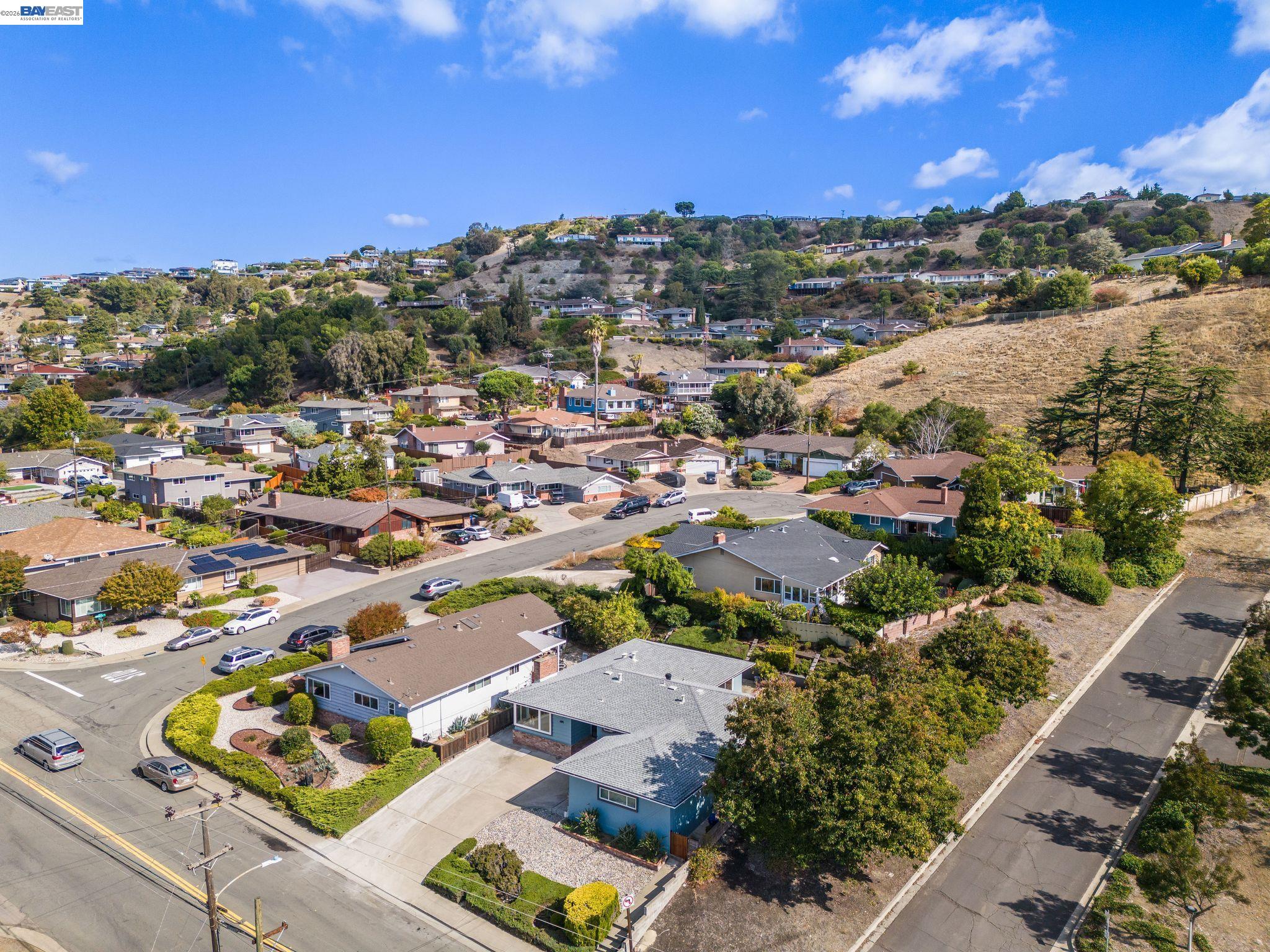 Detail Gallery Image 23 of 24 For 2724 Benedict Dr, San Leandro,  CA 94577 - 3 Beds | 2/1 Baths