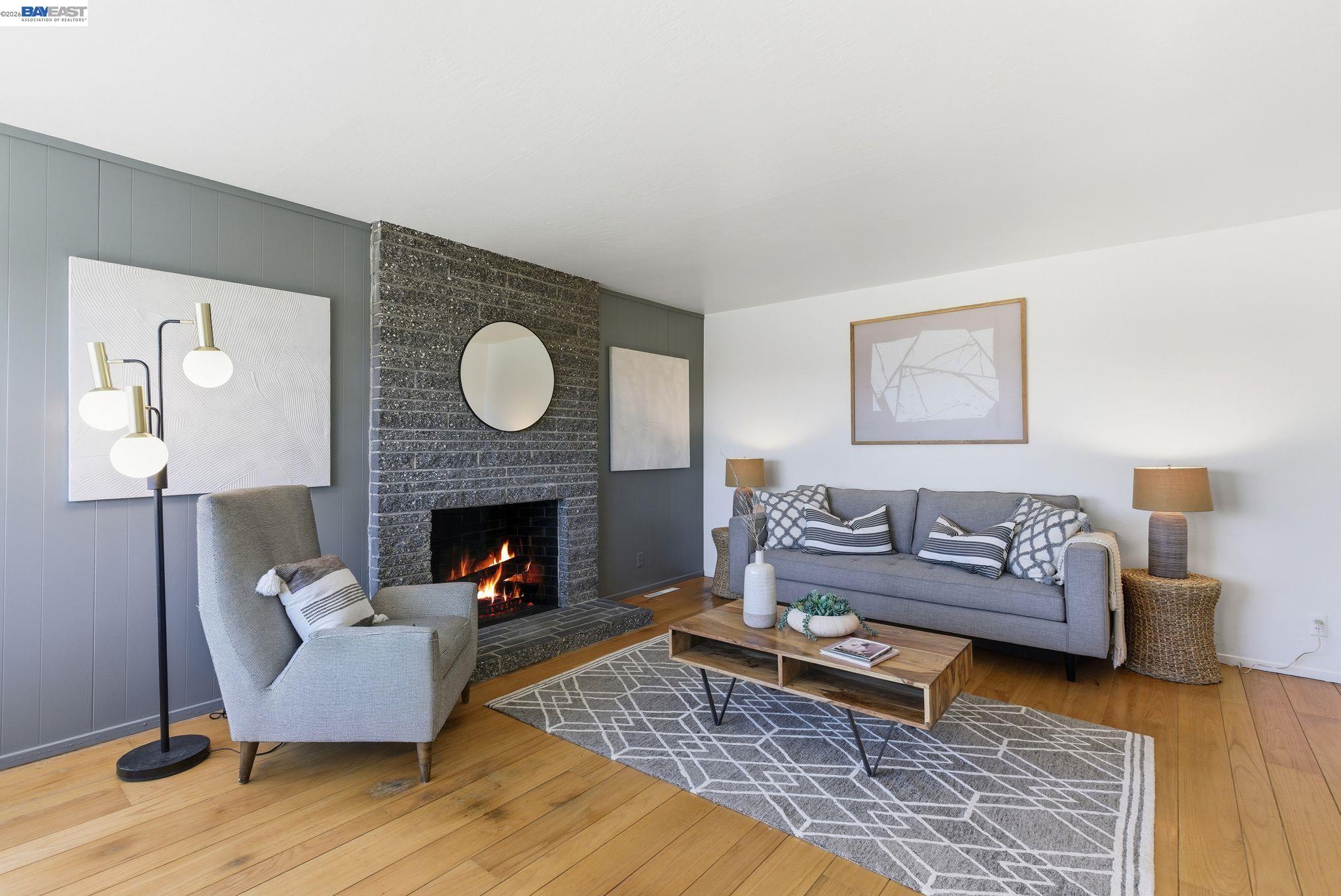 Detail Gallery Image 5 of 24 For 2724 Benedict Dr, San Leandro,  CA 94577 - 3 Beds | 2/1 Baths