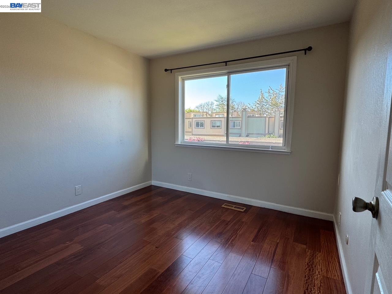 Photo #11: 41127050 Listing: Photo #11